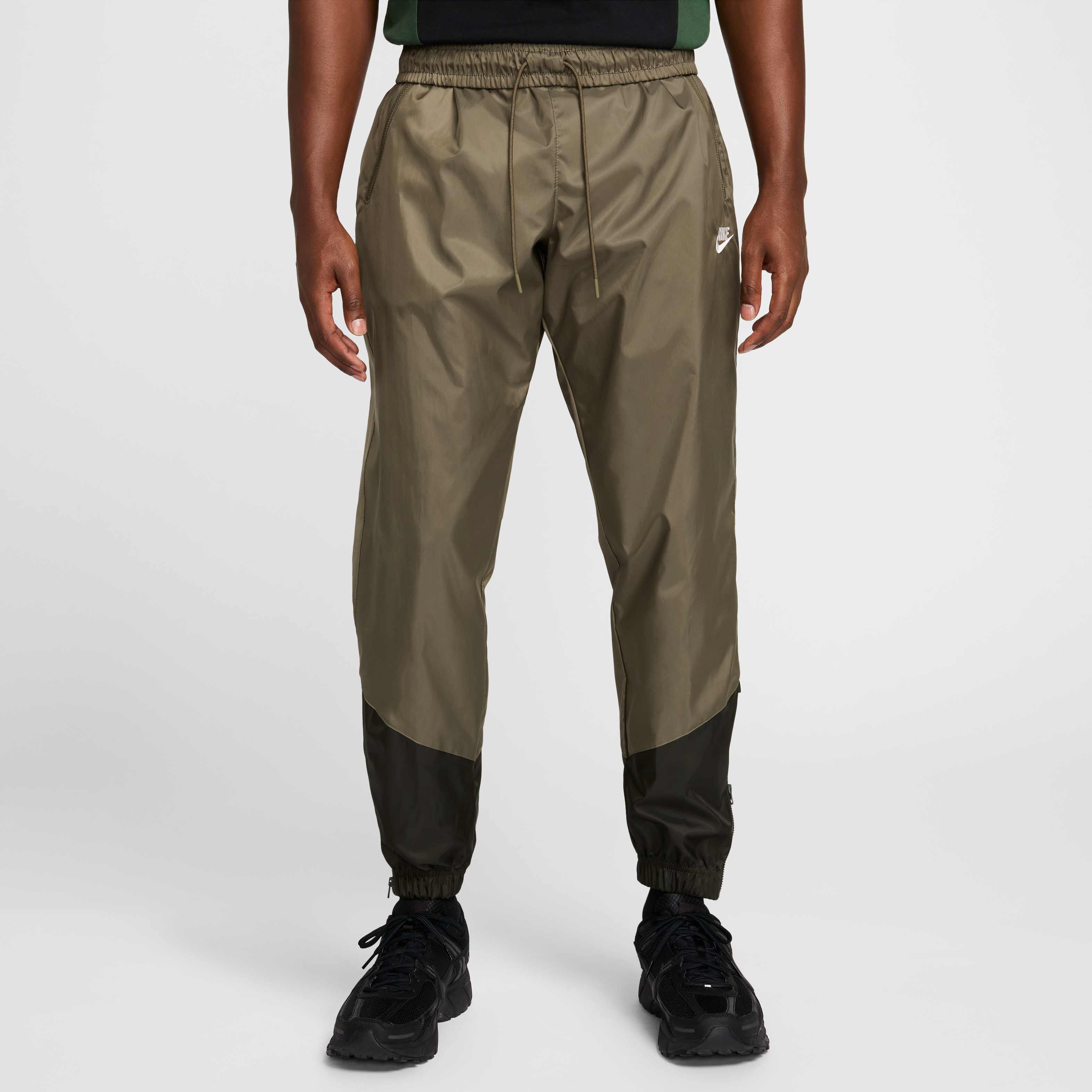 Nike Windrunner image number 0