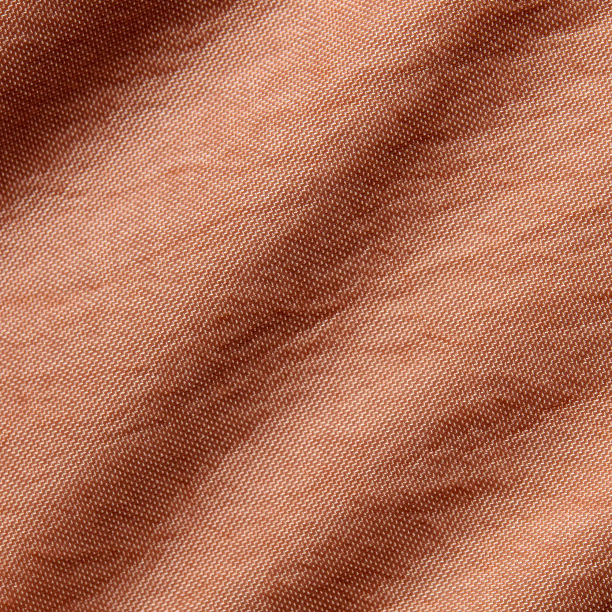 Zoom image