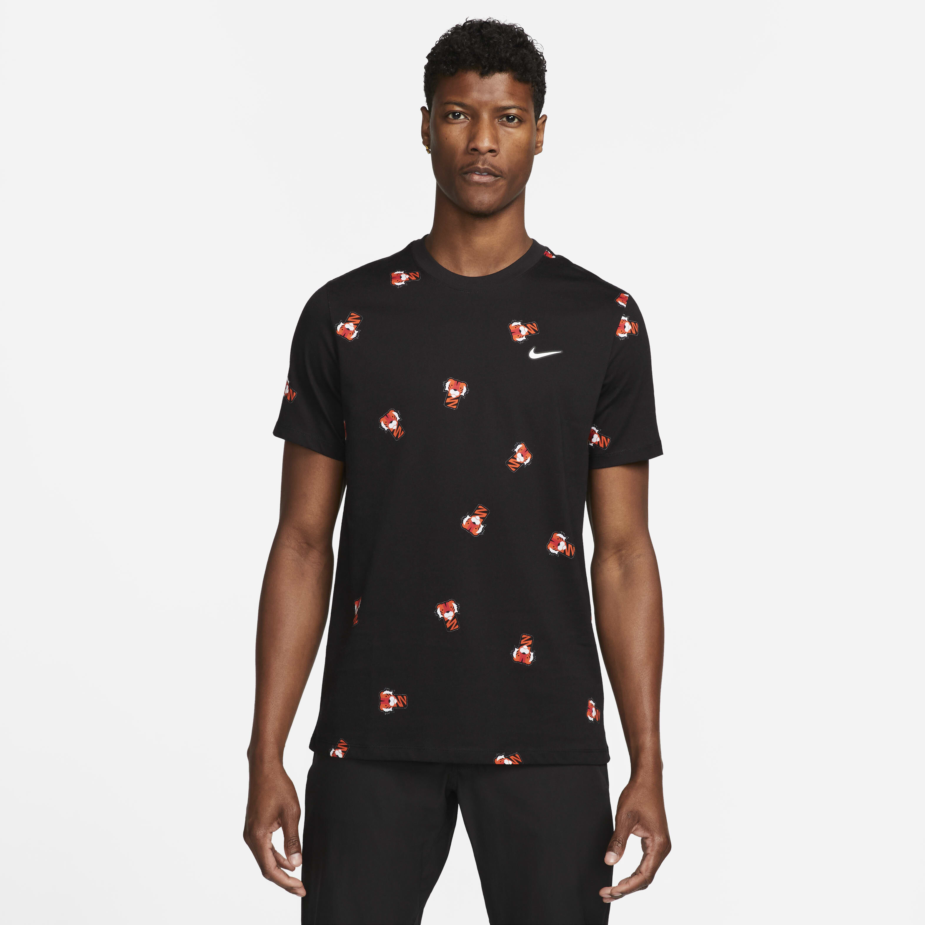 Tiger Woods 'Frank' image number 0