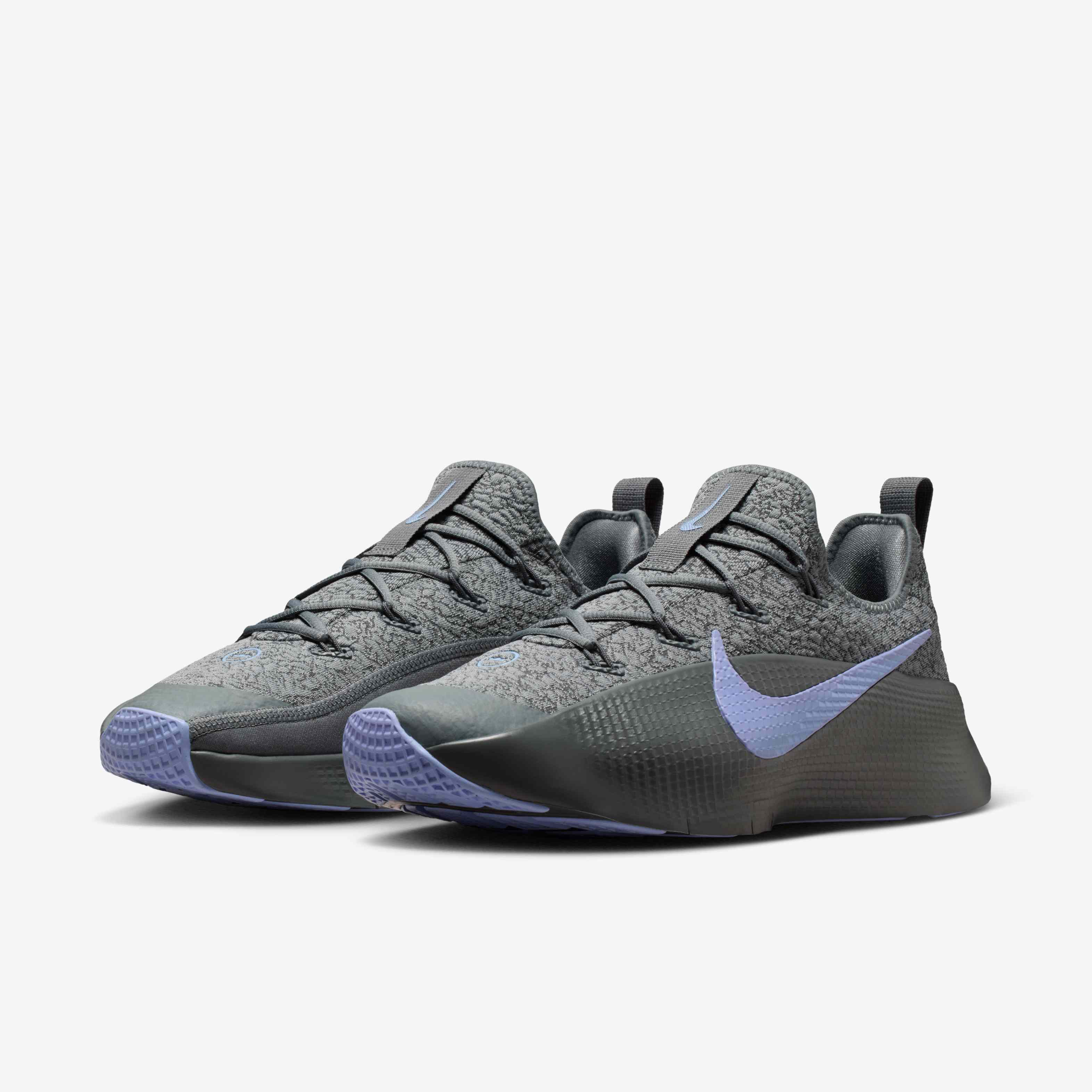 LeBron TR 1 image number 4