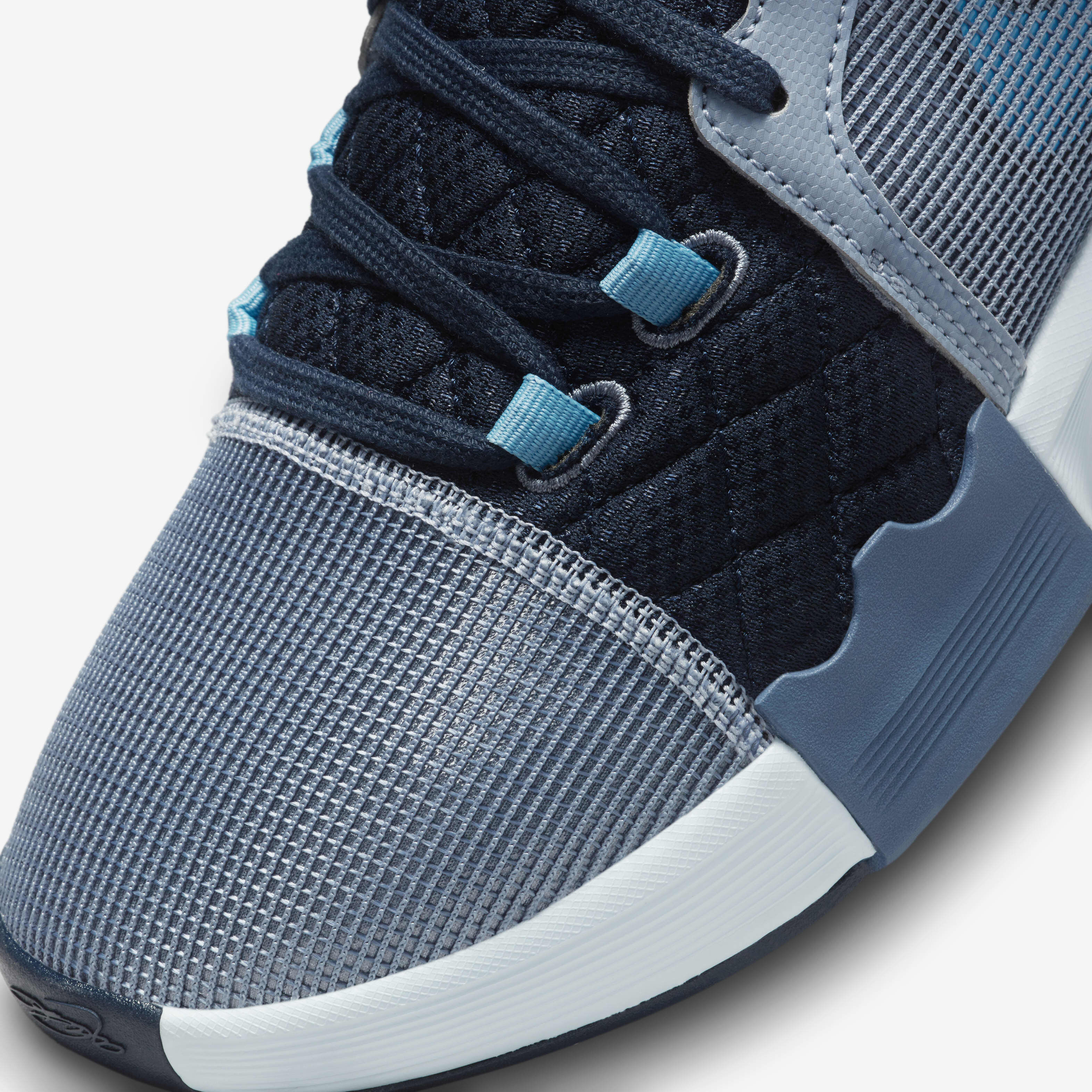 LeBron Witness 8 image number 6