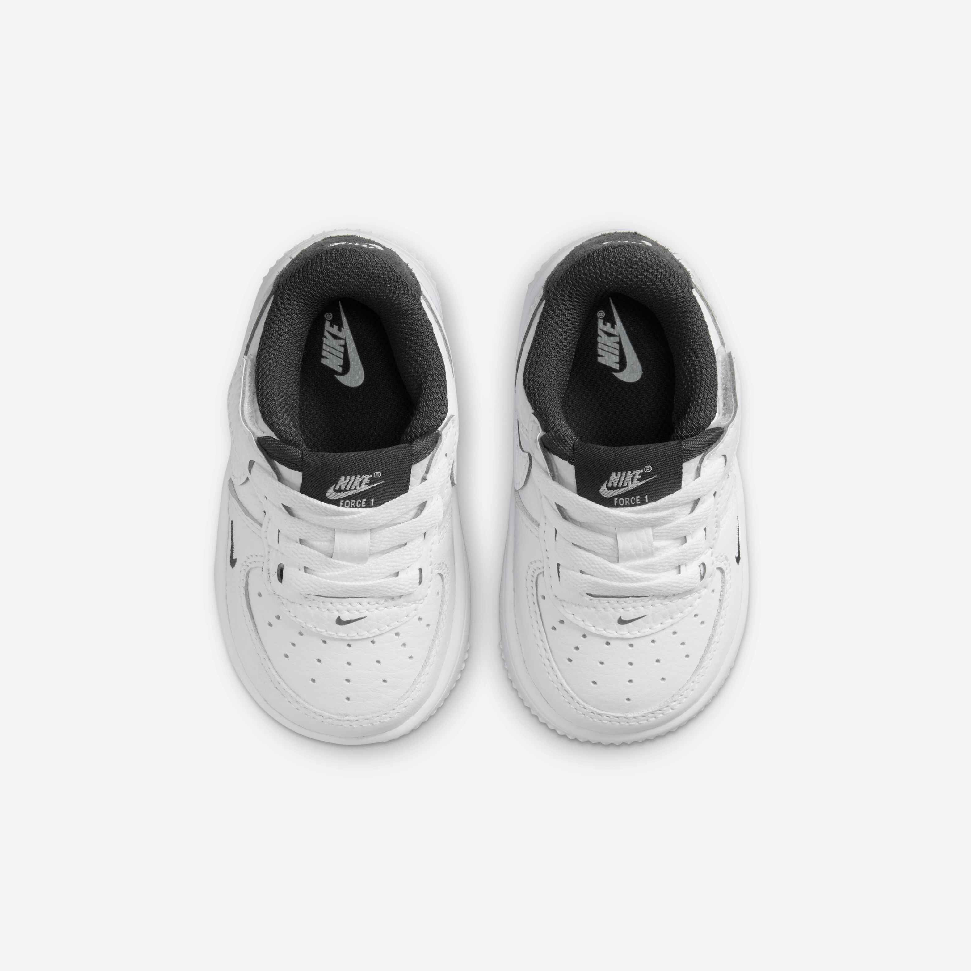 Nike Force 1 Low LV8 EasyOn image number 3