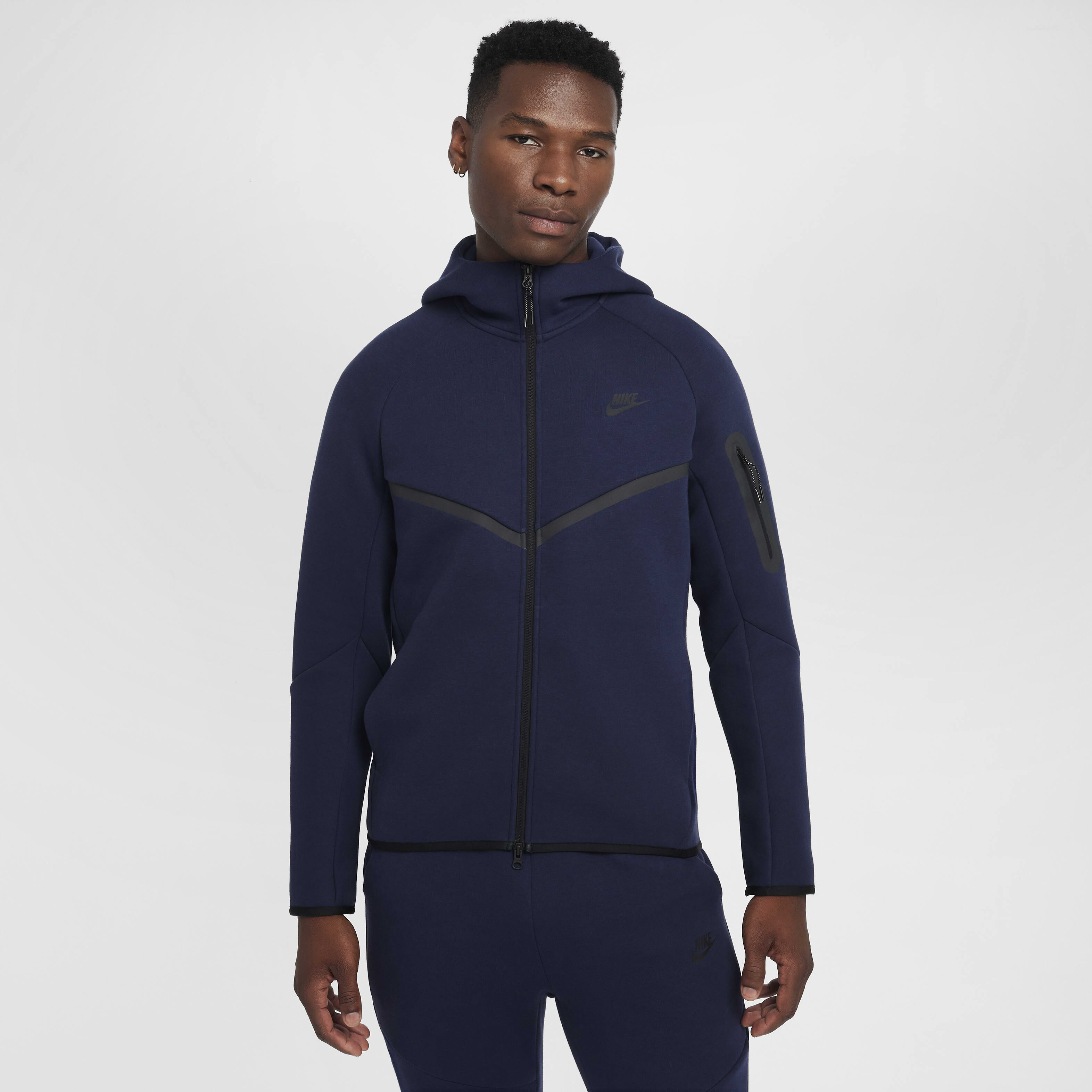 Kevin durant nike tech fleece store