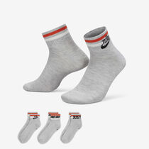 Nike Everyday Essential