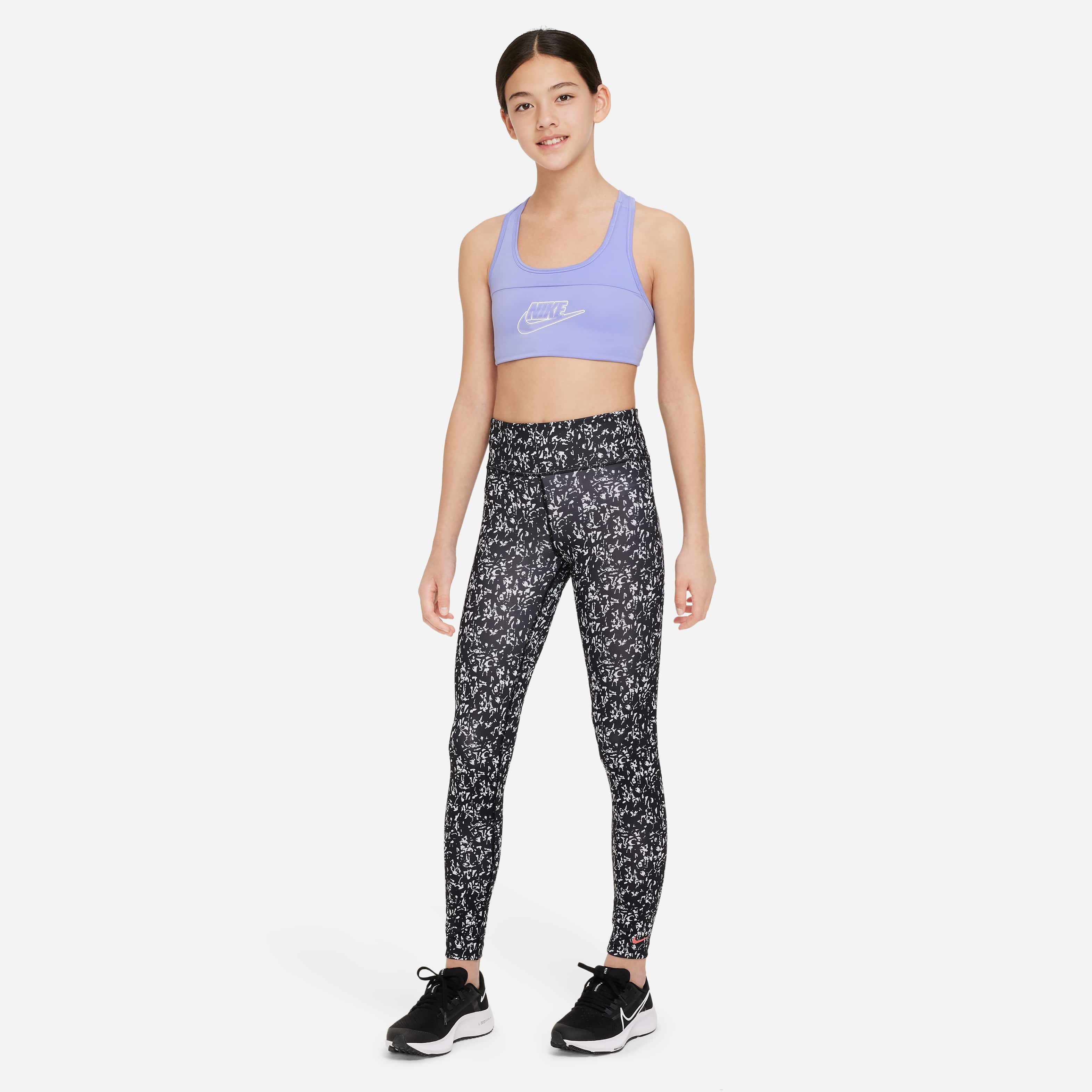 نايكي سووش image number 4