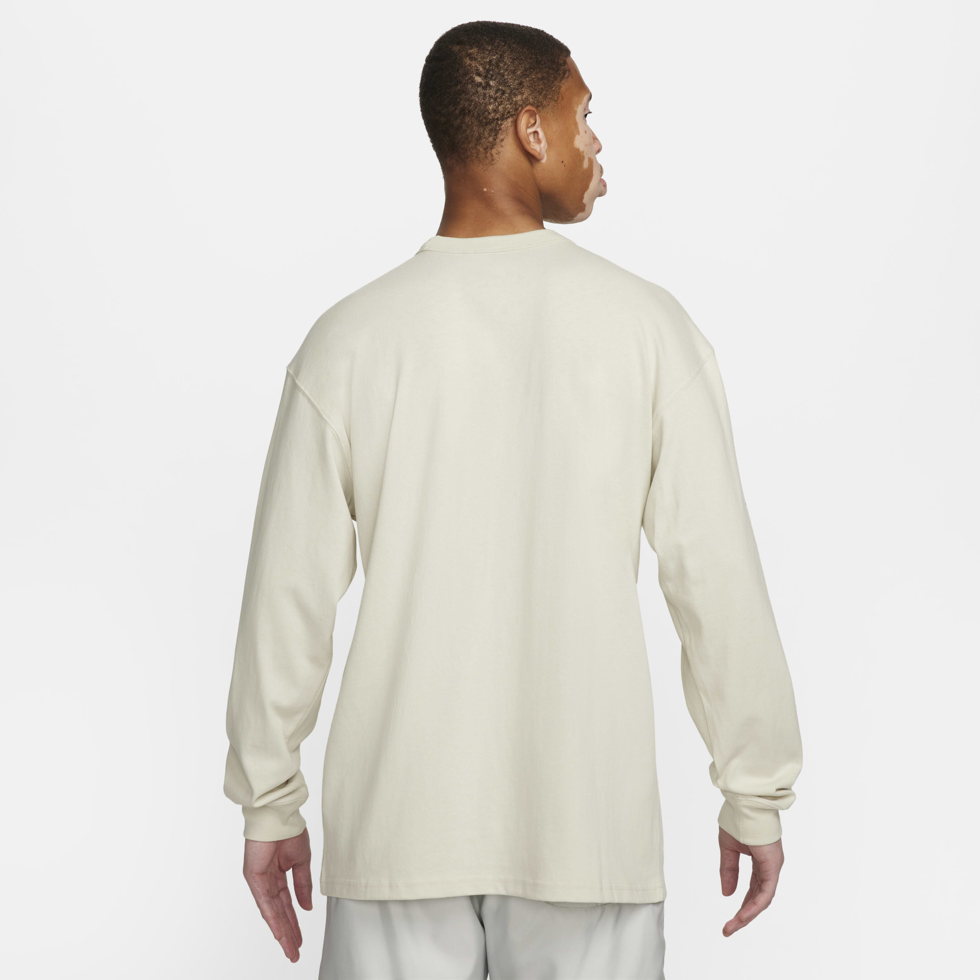 نايكي سبورتسوير image number 1