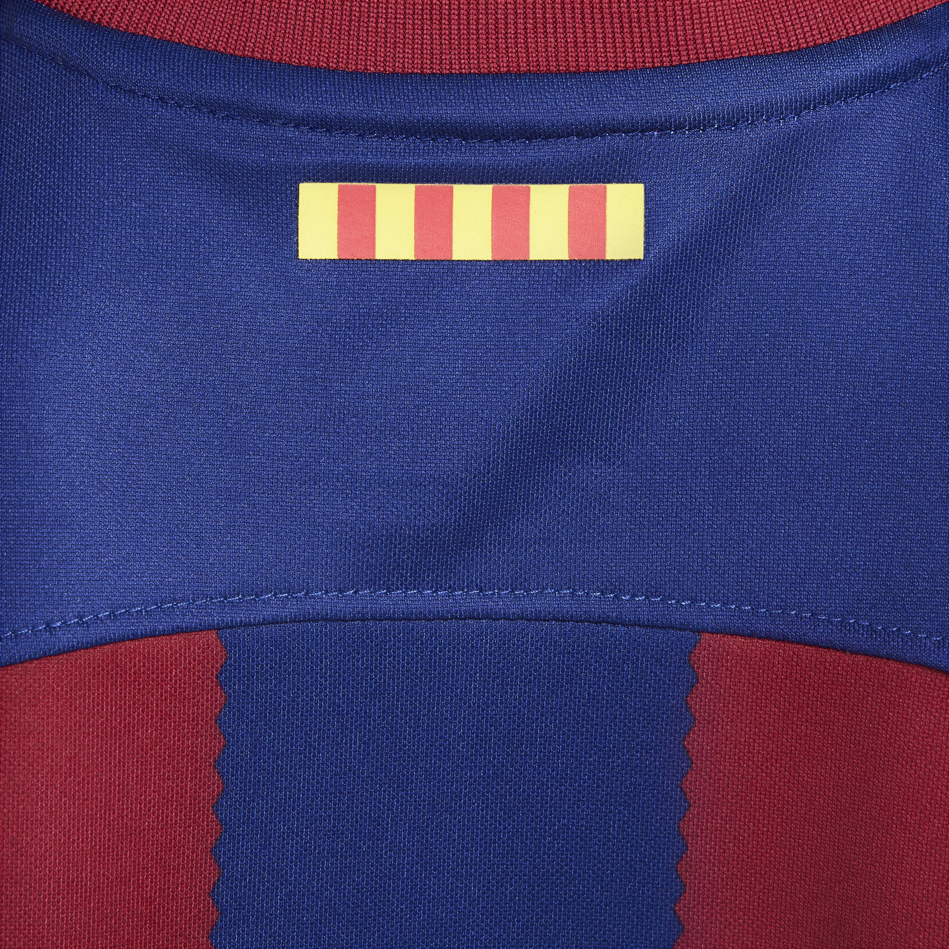 F.C. Barcelona 2023/24 Home image number 3