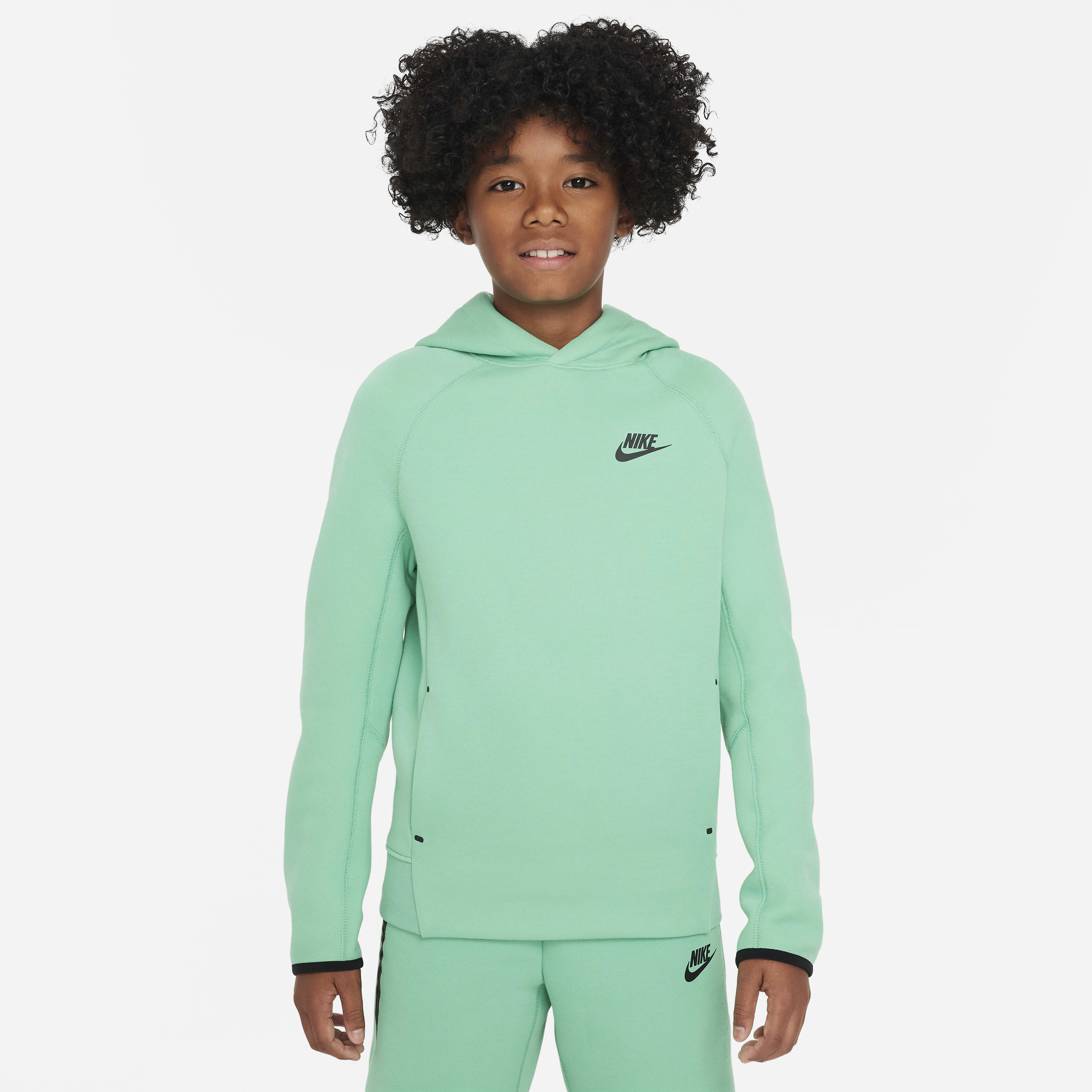 Nike Sportswear Tech Fleece image number 0