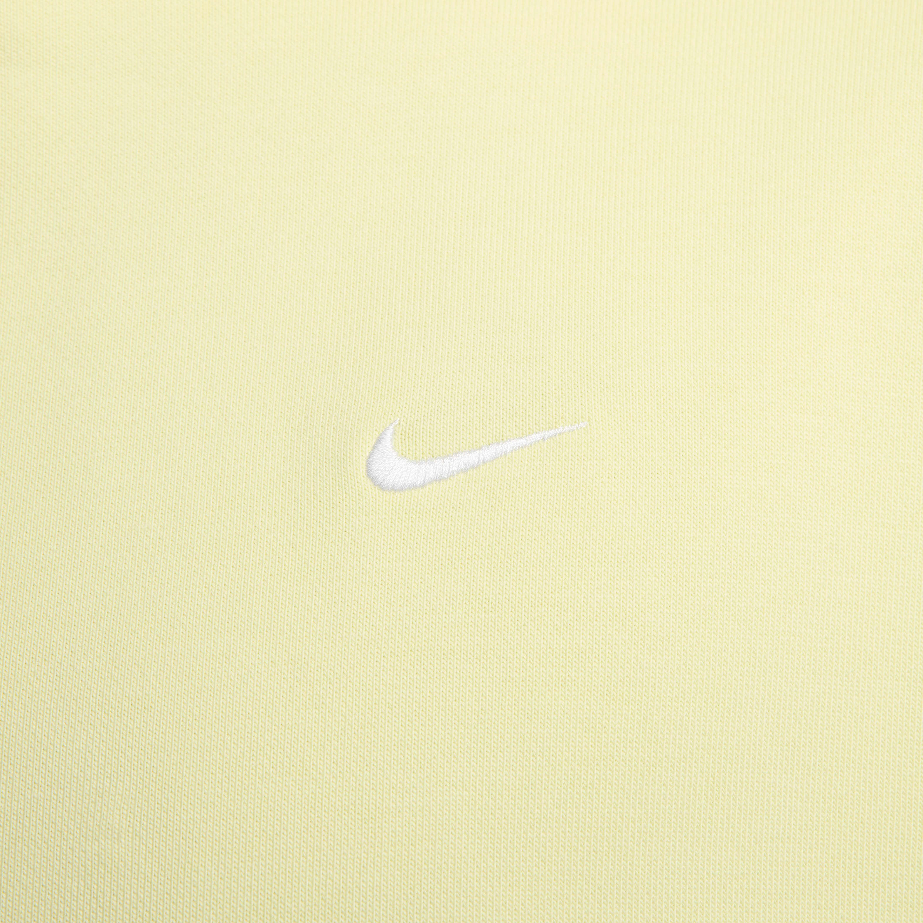 Nike Solo Swoosh image number 3