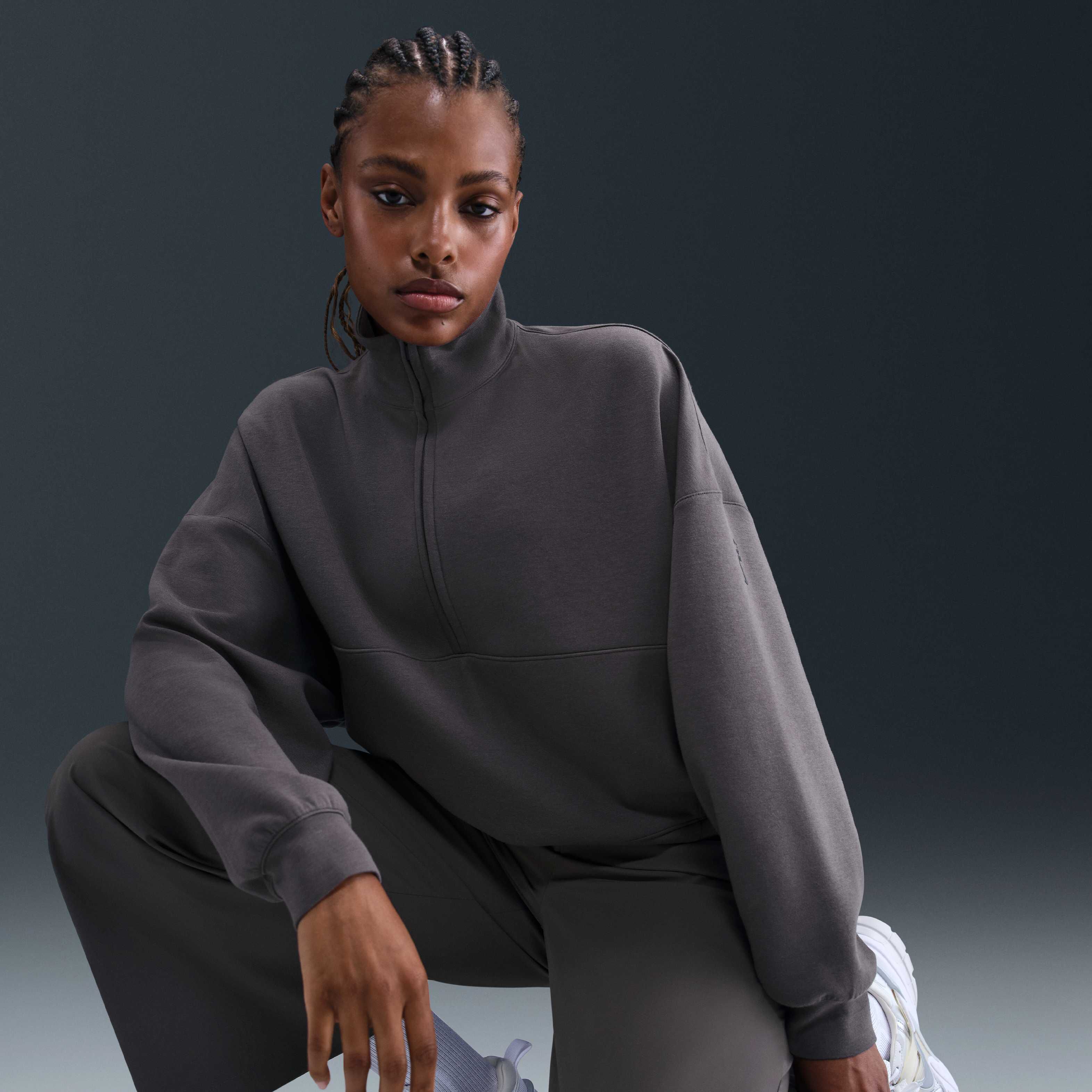 نايكي 24.7 امبوسبلي سوفت image number 2