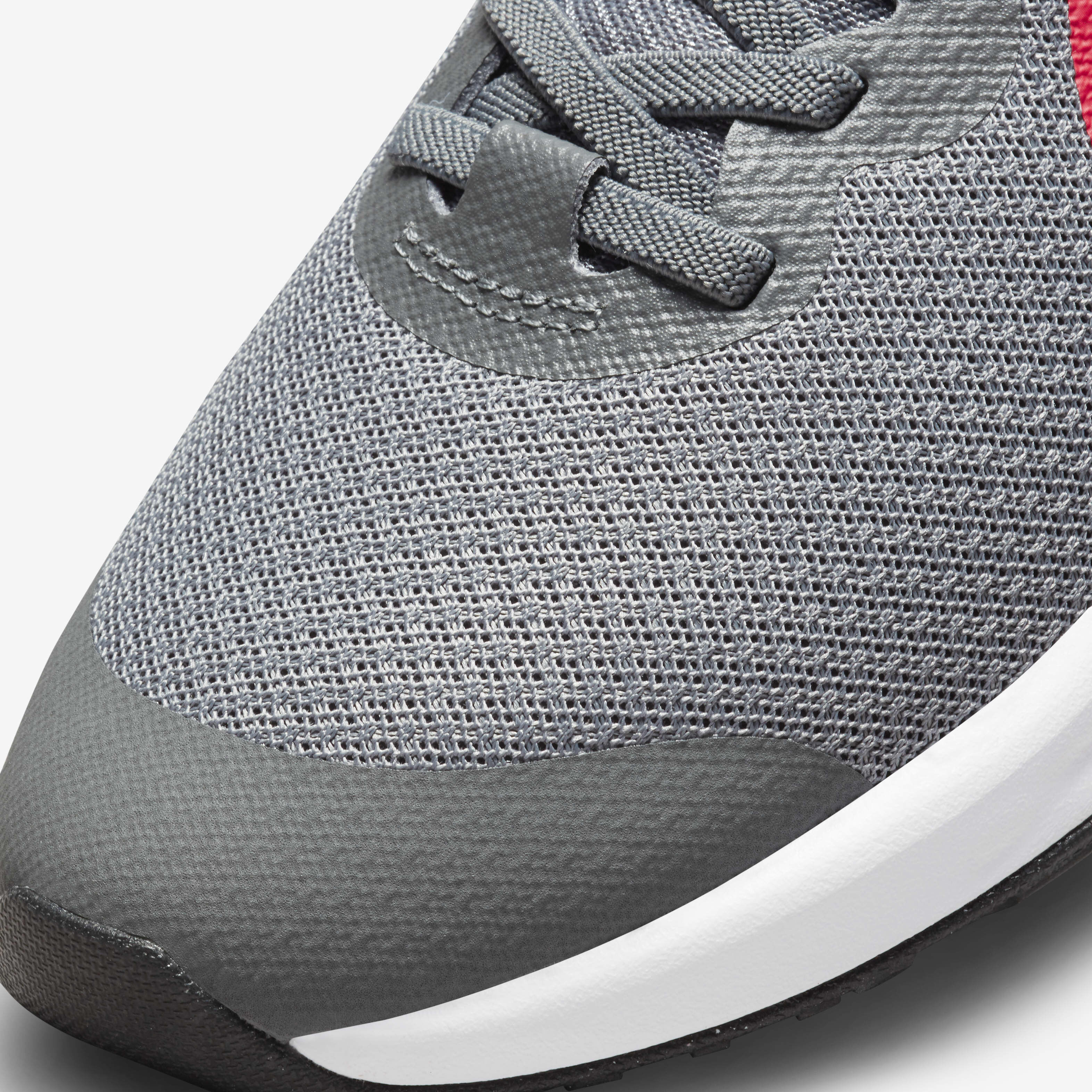 نايكي ريفوليوشن 6 فلاي-ايز image number 6