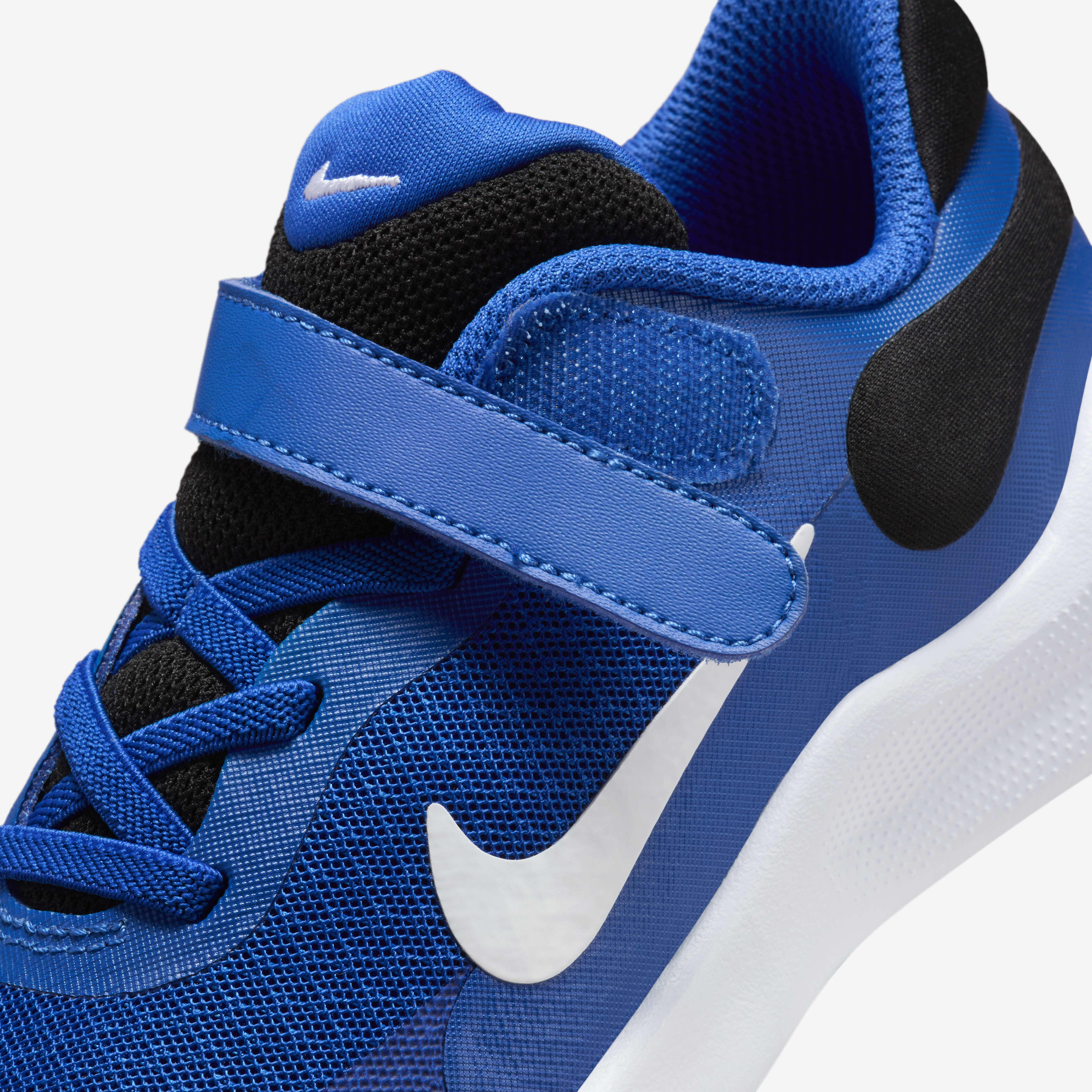 Nike Revolution 7 image number 8