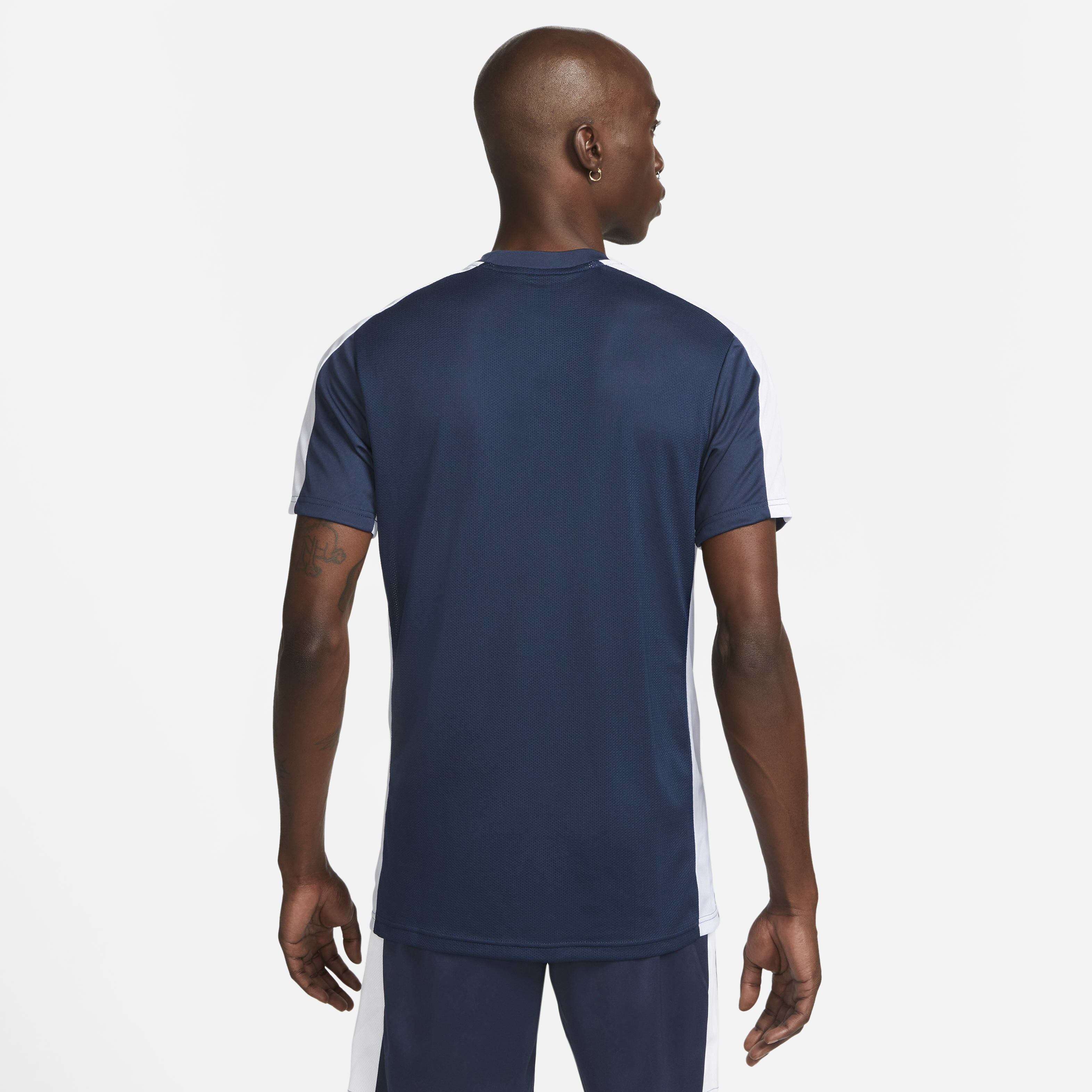 نايكي أكاديمي image number 1