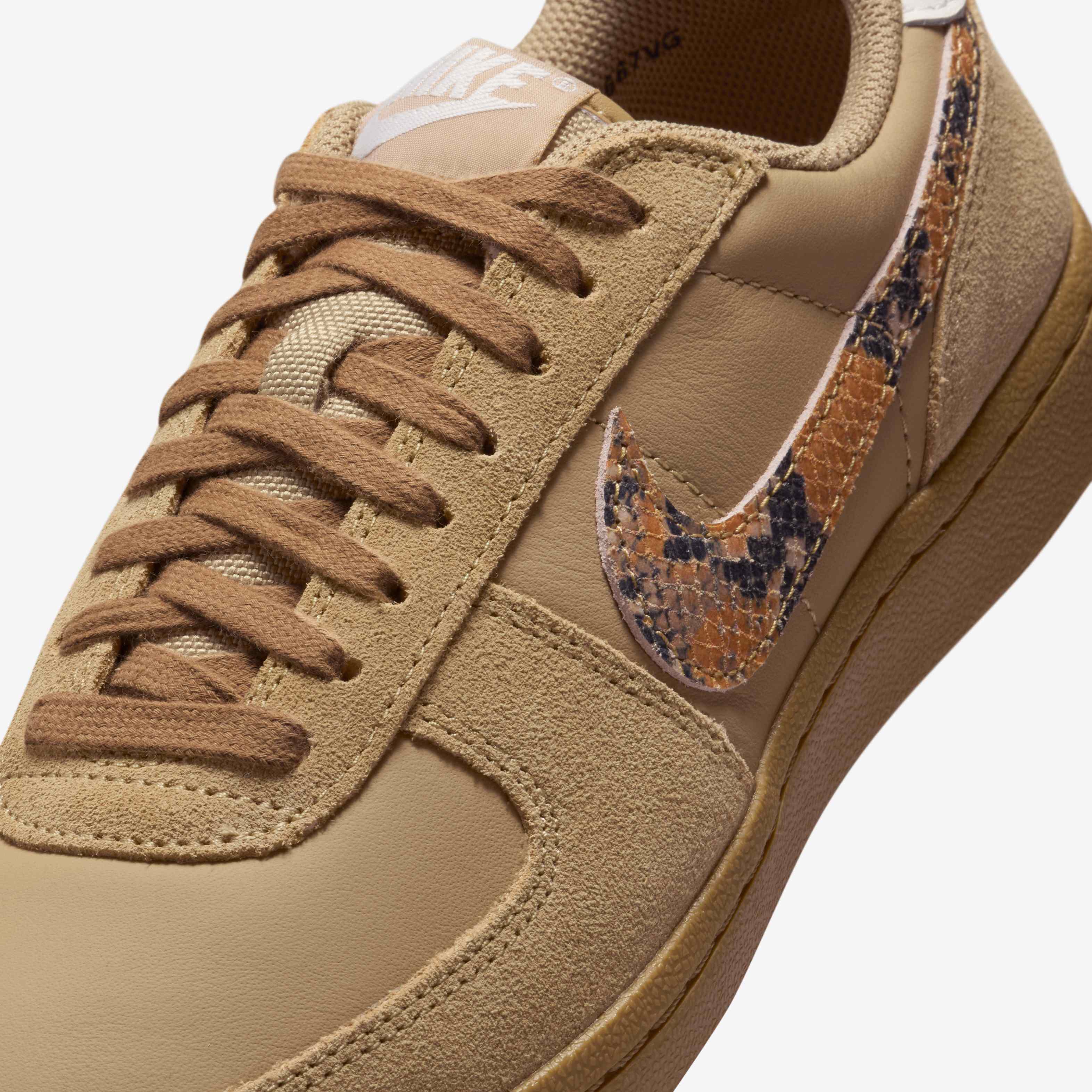 Nike Field General image number 6