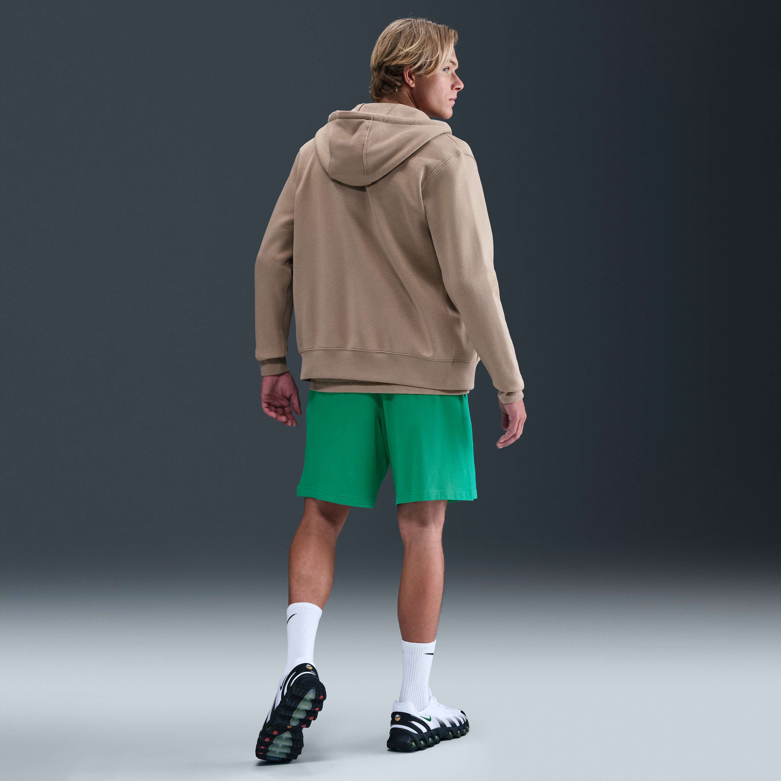 Nike Club image number 3