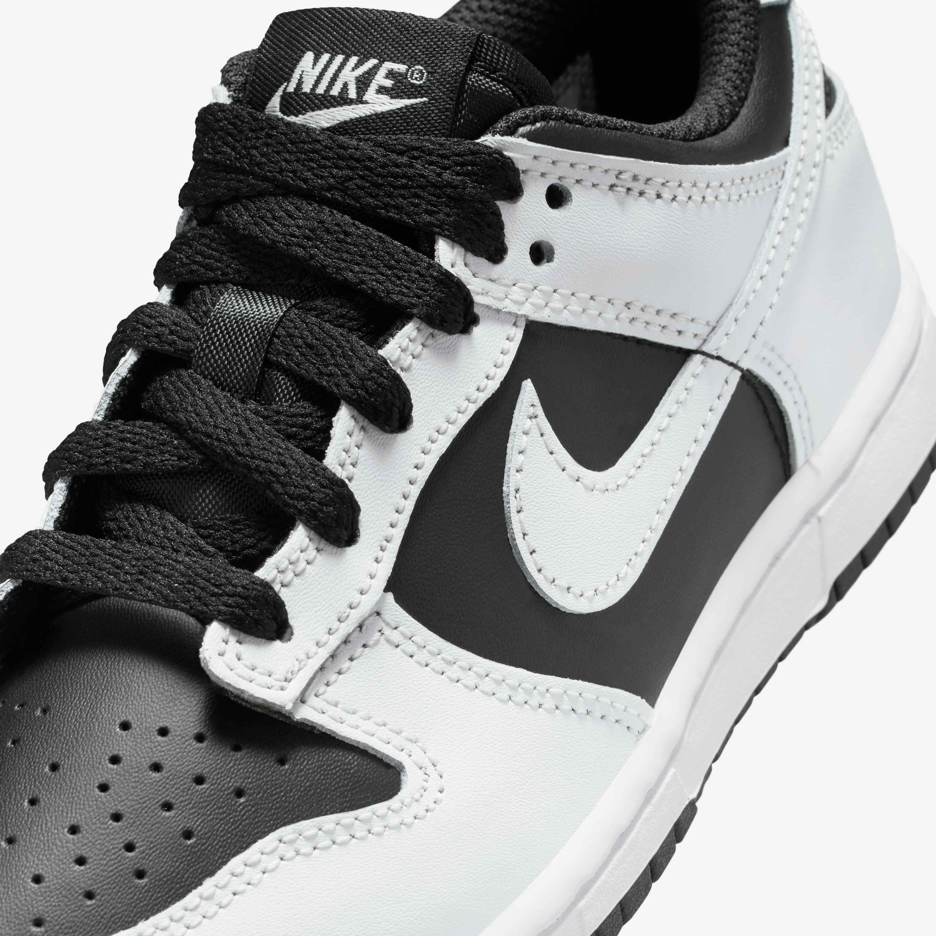Nike Dunk Low image number 6
