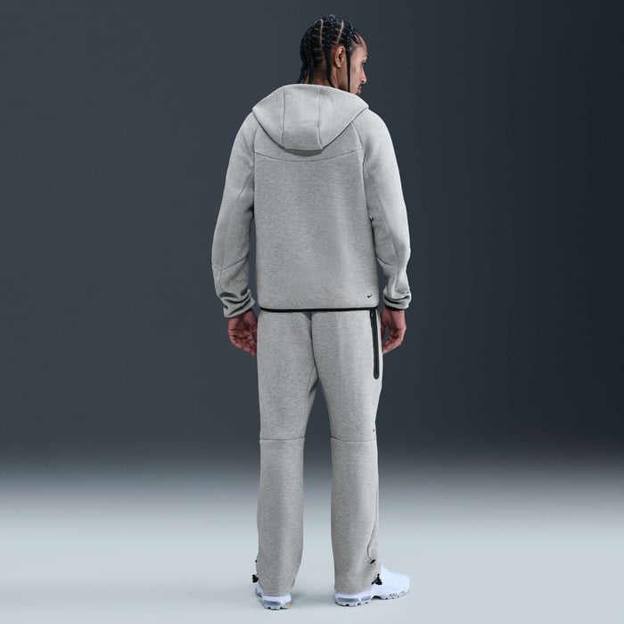 Nike Tech image number 3 Nike Tech image number 3