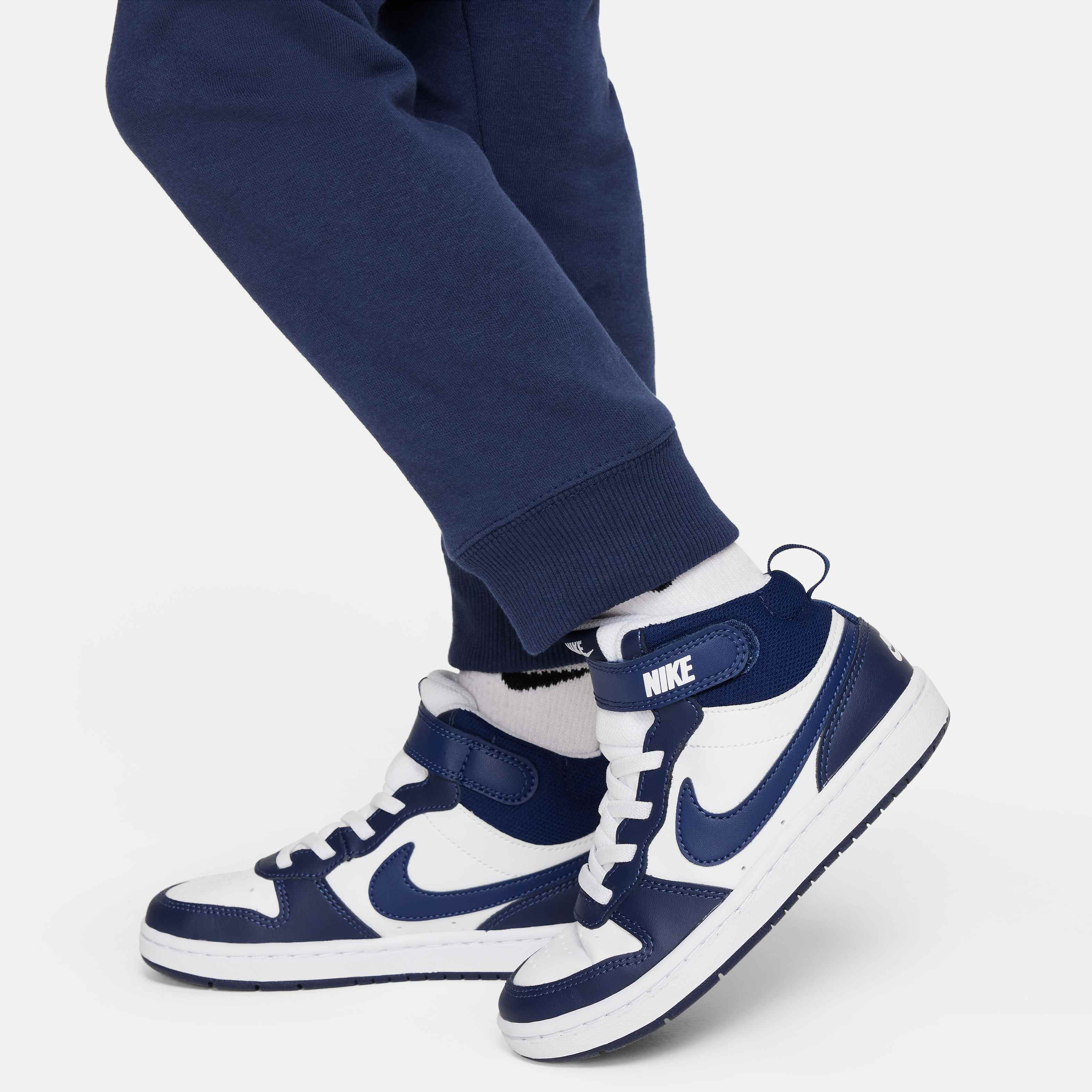 Nike Sportswear French Terry Icon image number 4