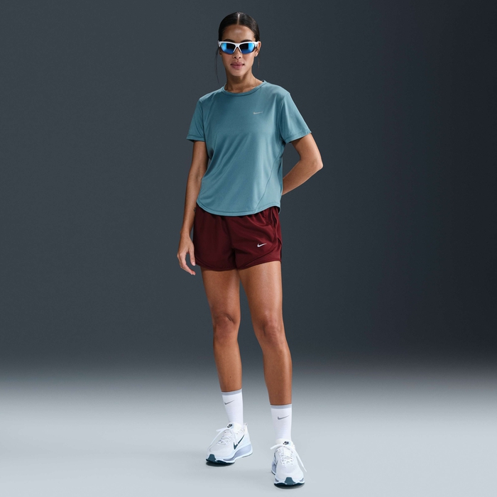 نايكي تيمبو image number 3 نايكي تيمبو image number 3