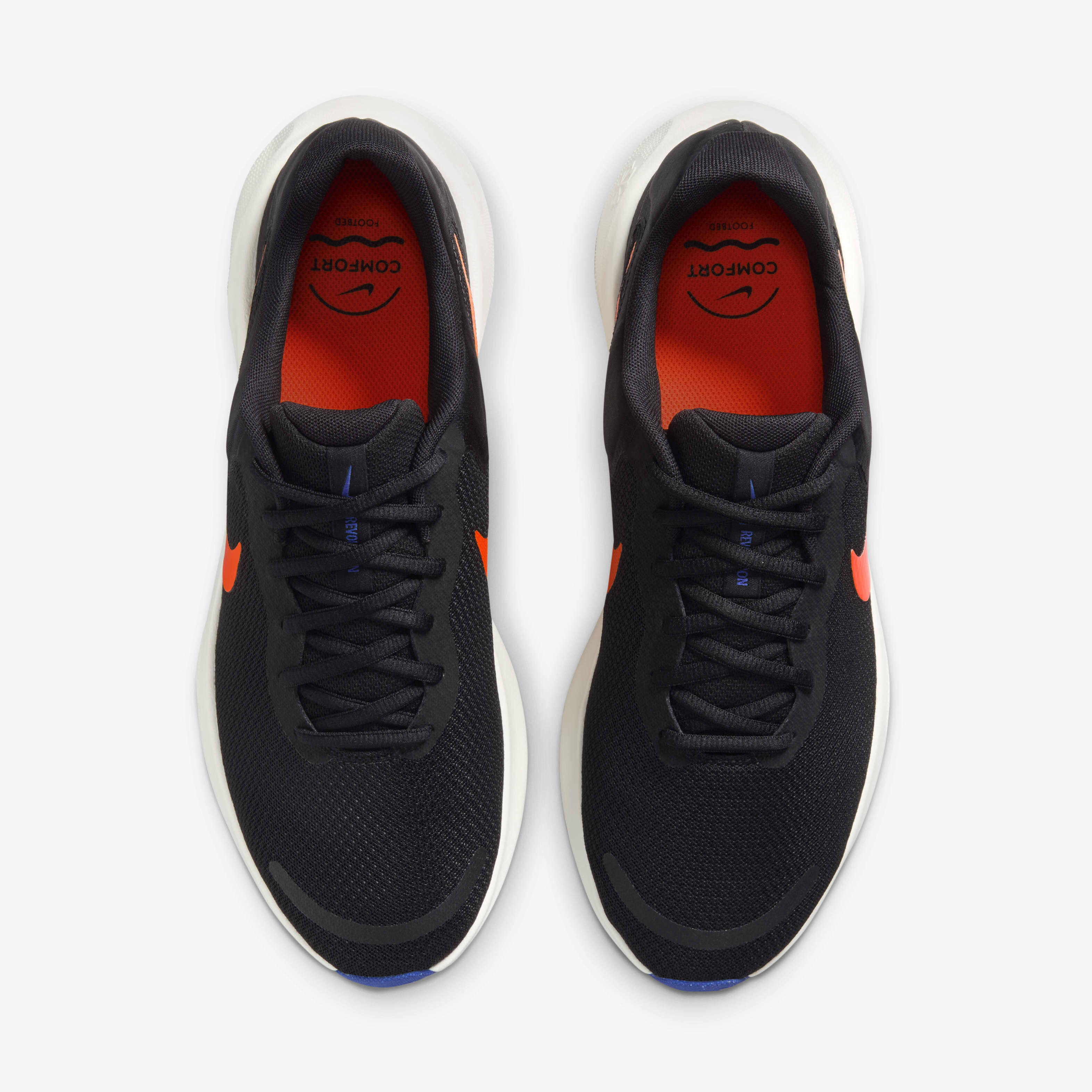 What is better nike revolution 3 or nike downshifter deals
