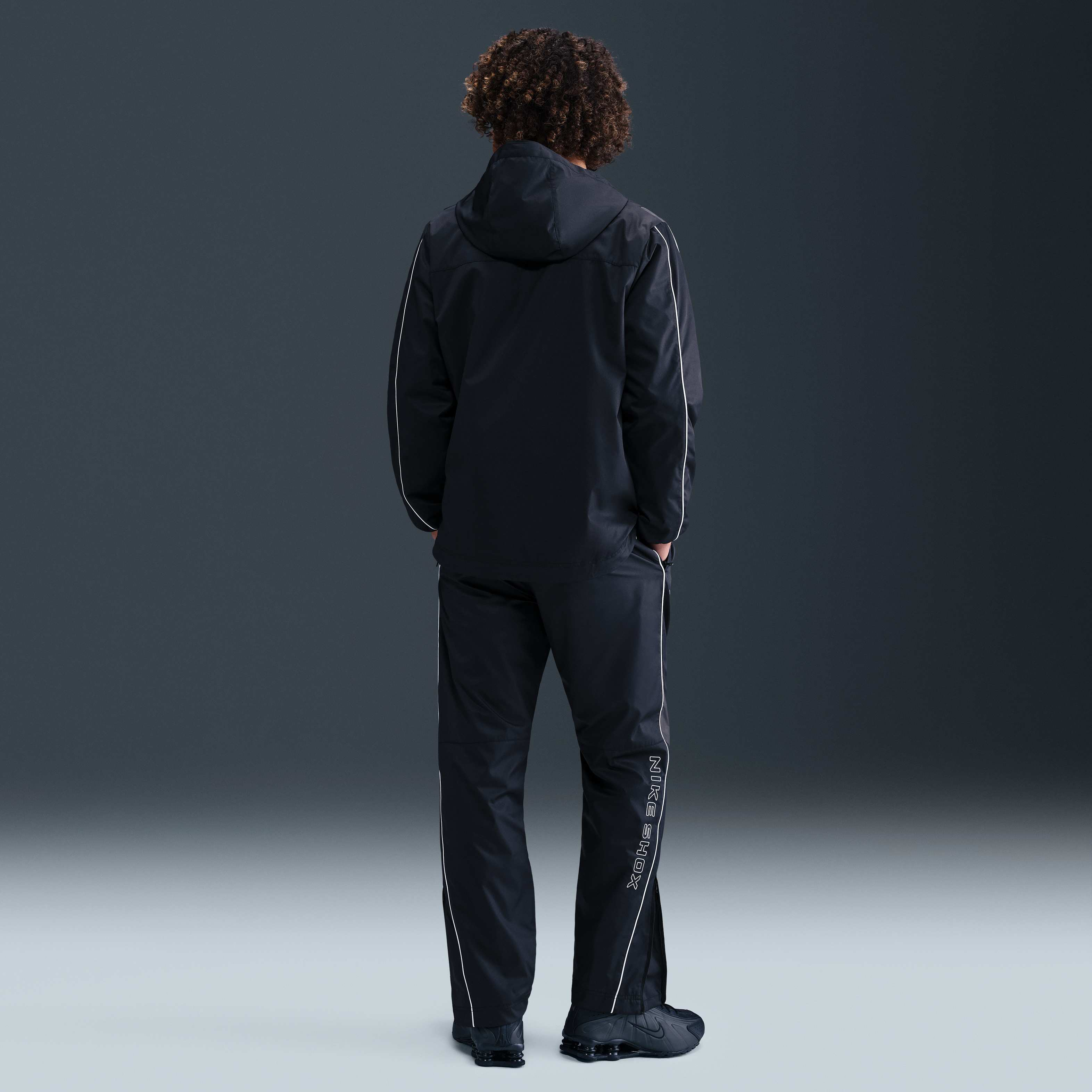 نايكي سبورتسوير شوكس image number 4