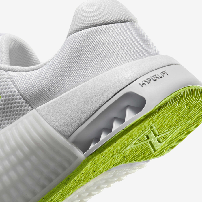 نايكي ميتكون 9 image number 7 نايكي ميتكون 9 image number 7