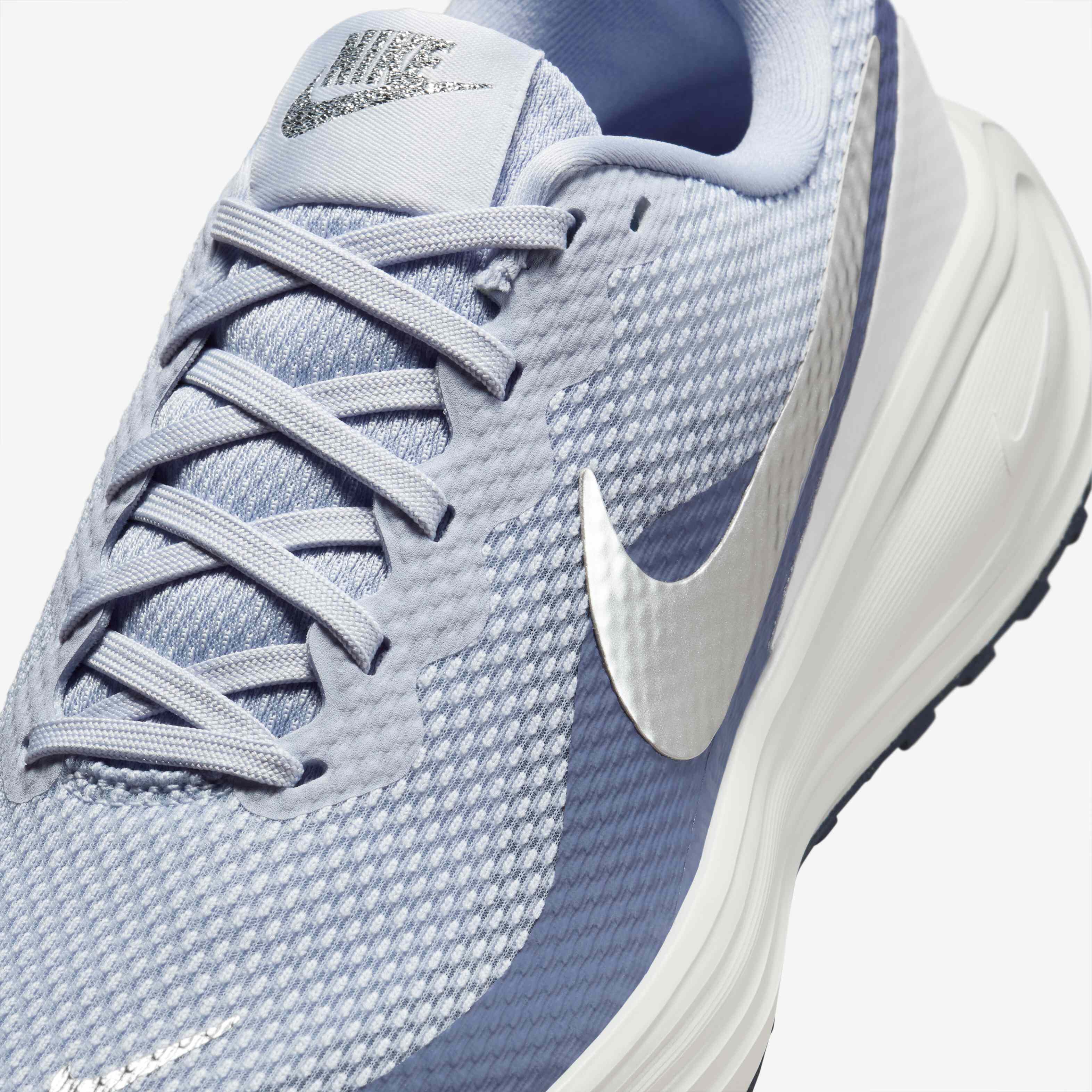 Nike Revolution 8 image number 6
