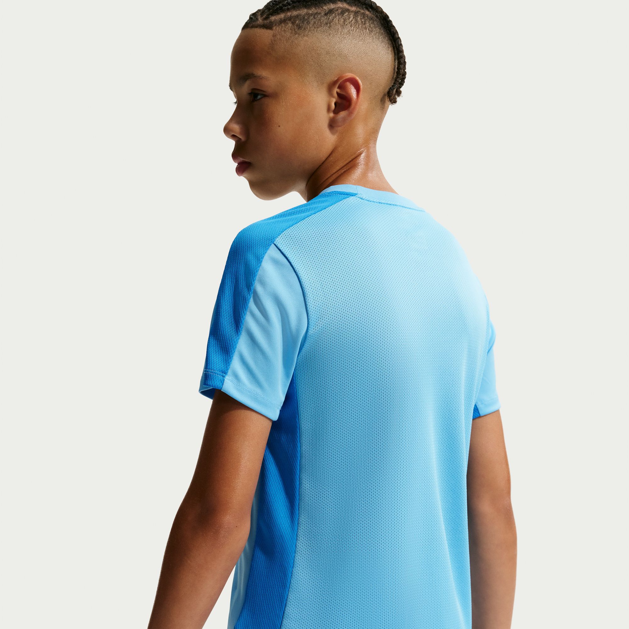 Nike Trophy23 image number 3