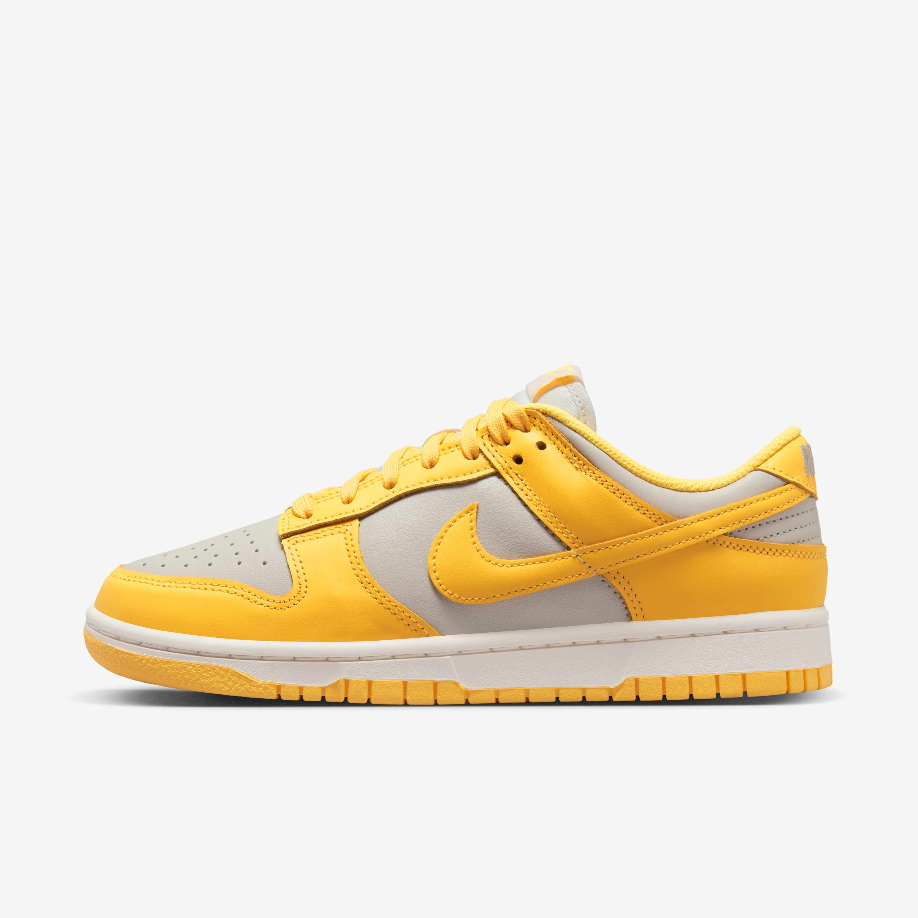 Nike Dunk Low image number 0