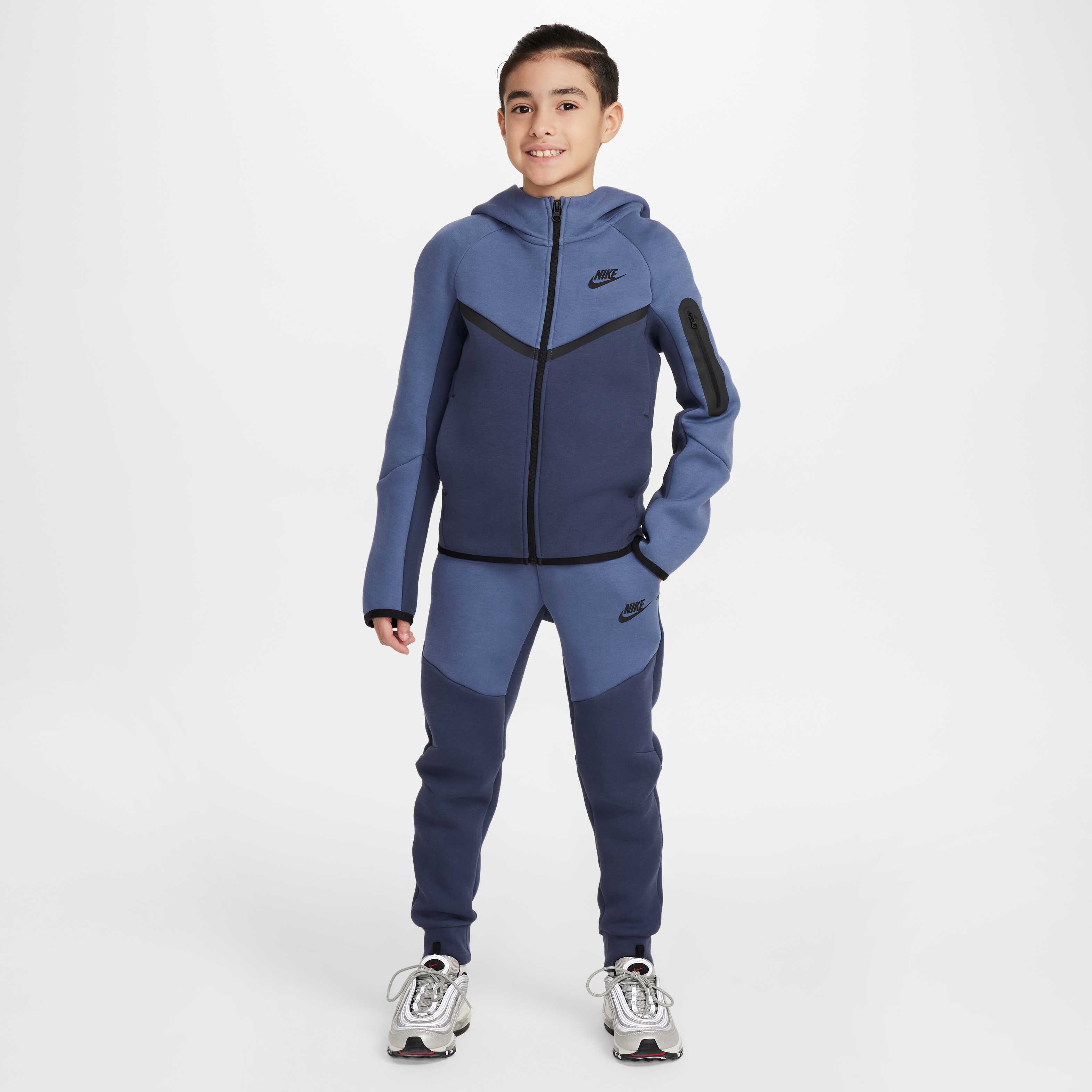 Nike Sportswear Tech Fleece image number 9