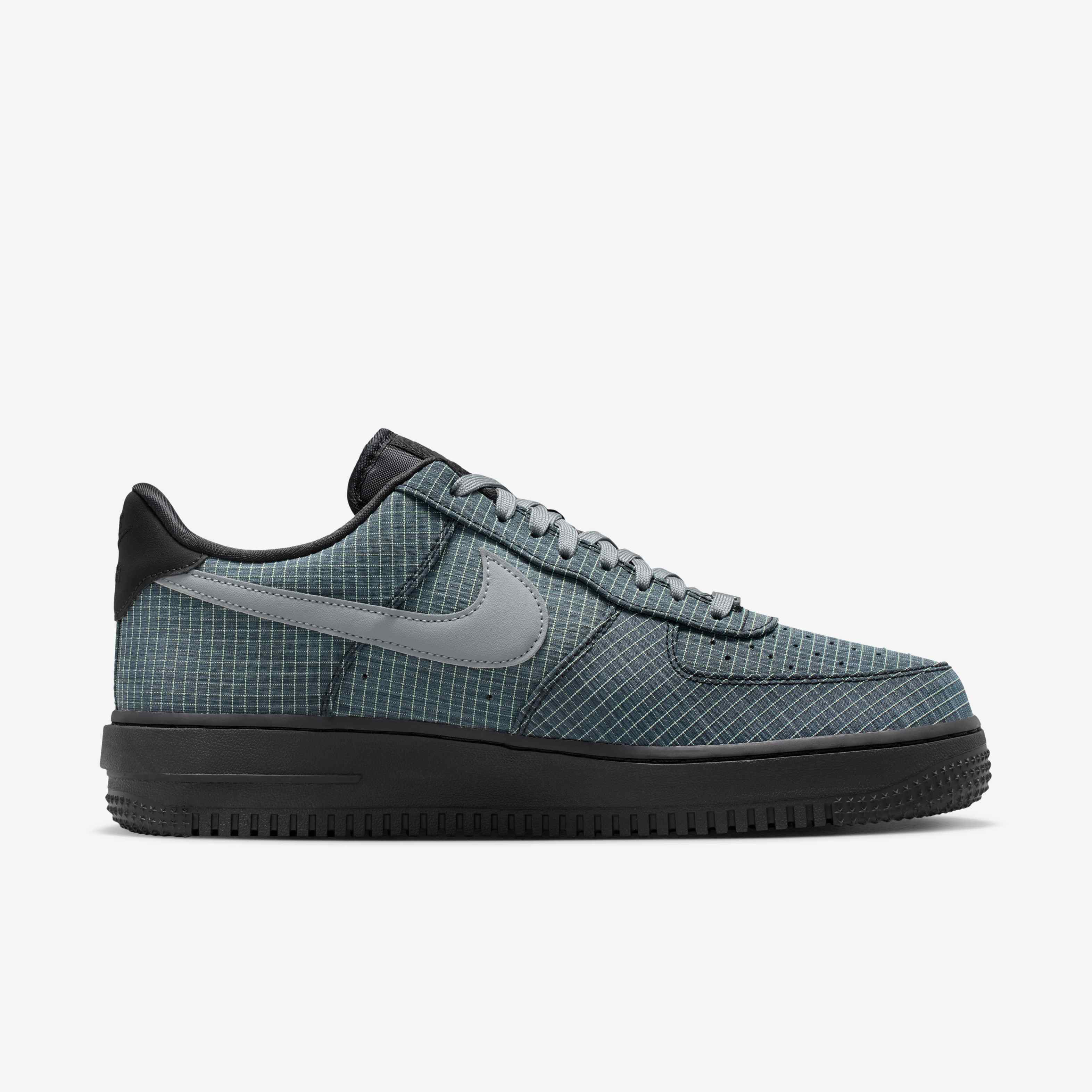 Nike Air Force 1 '07 LX Vibram&reg; image number 2