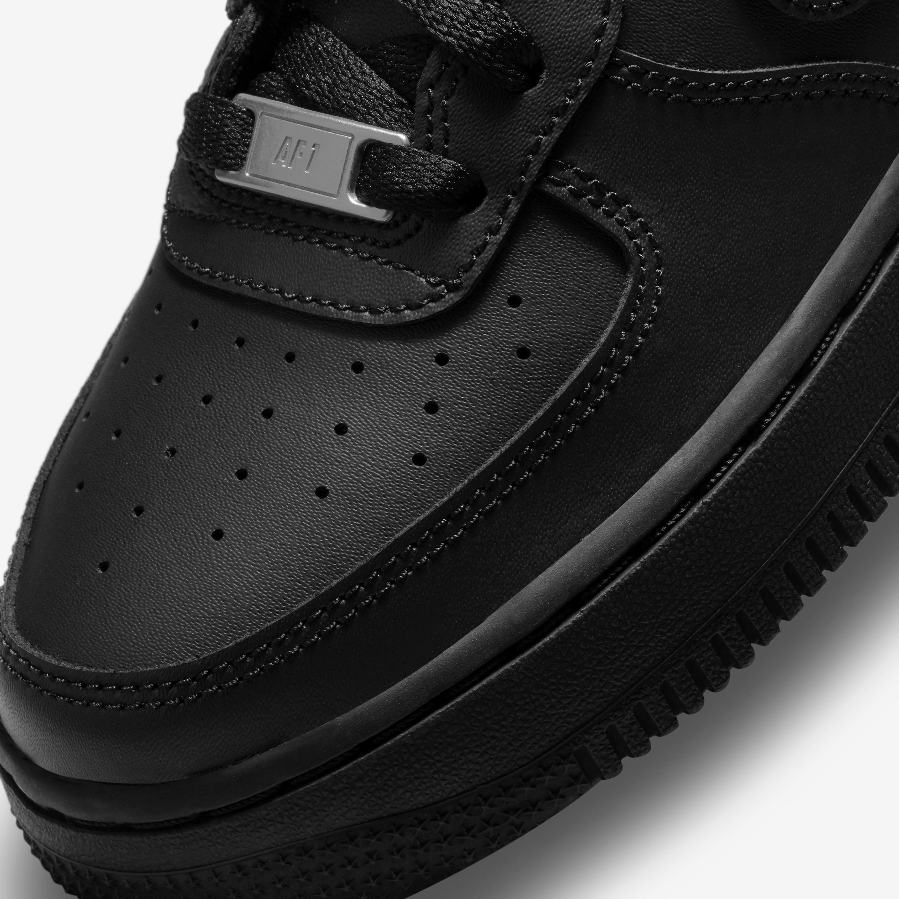 Buy Nike Air Force 1 LE Older Kids Shoe Nike Kuwait Official