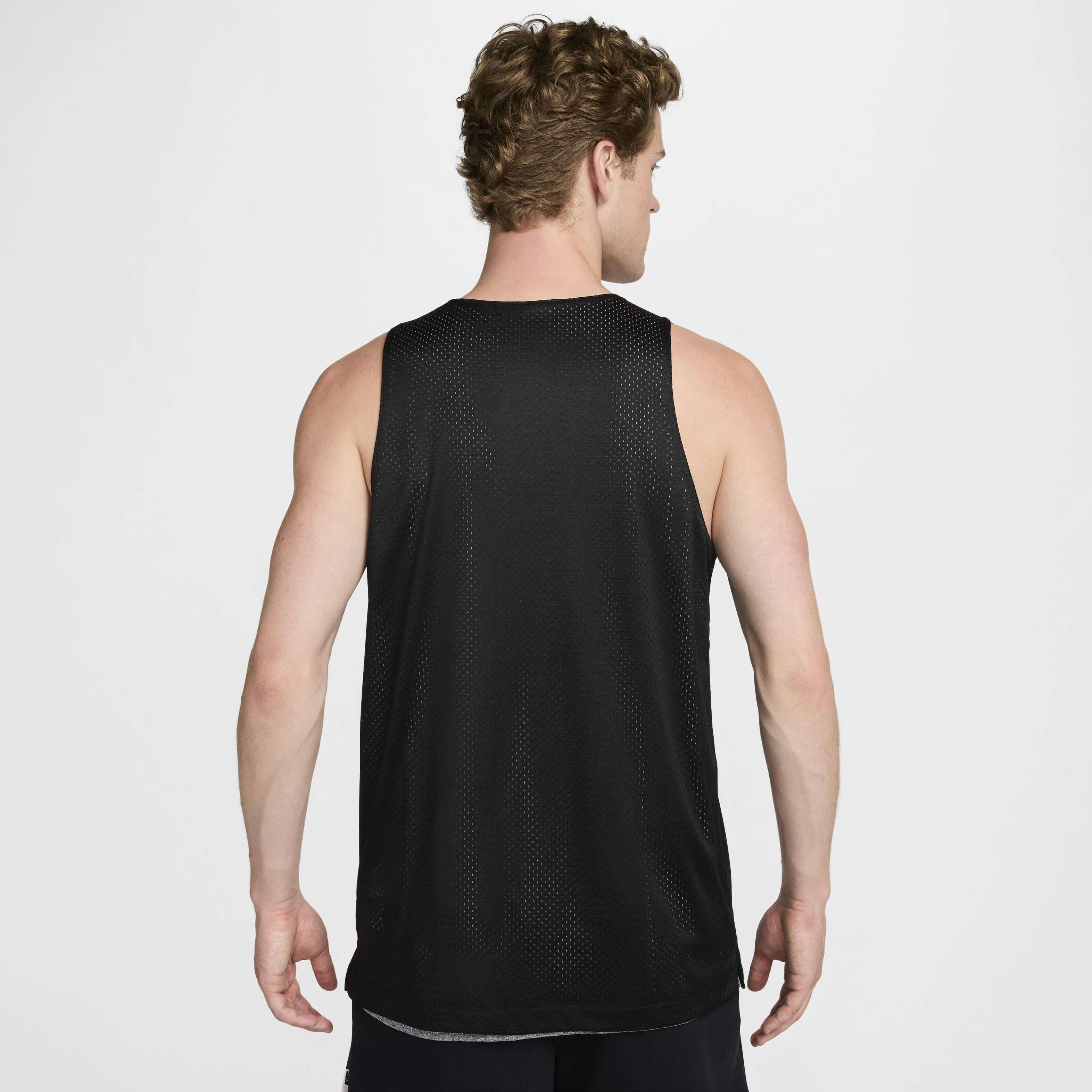 Nike Standard Issue image number 1