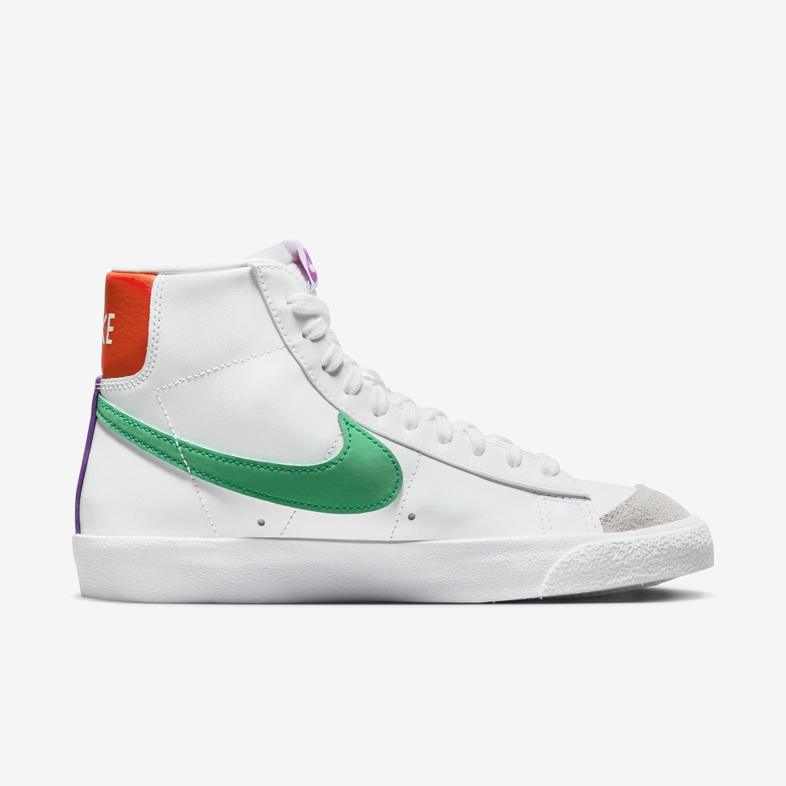 Nike Blazer Mid '77 image number 2