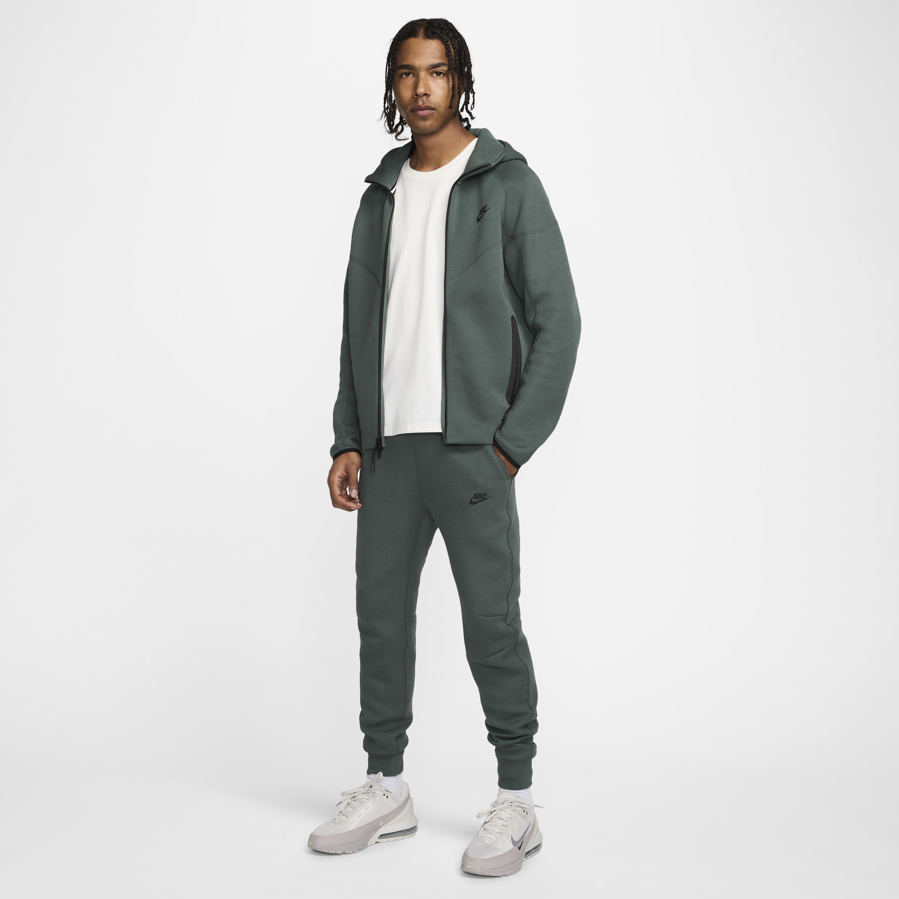 Nike Sportswear Tech Fleece Windrunner image number 9