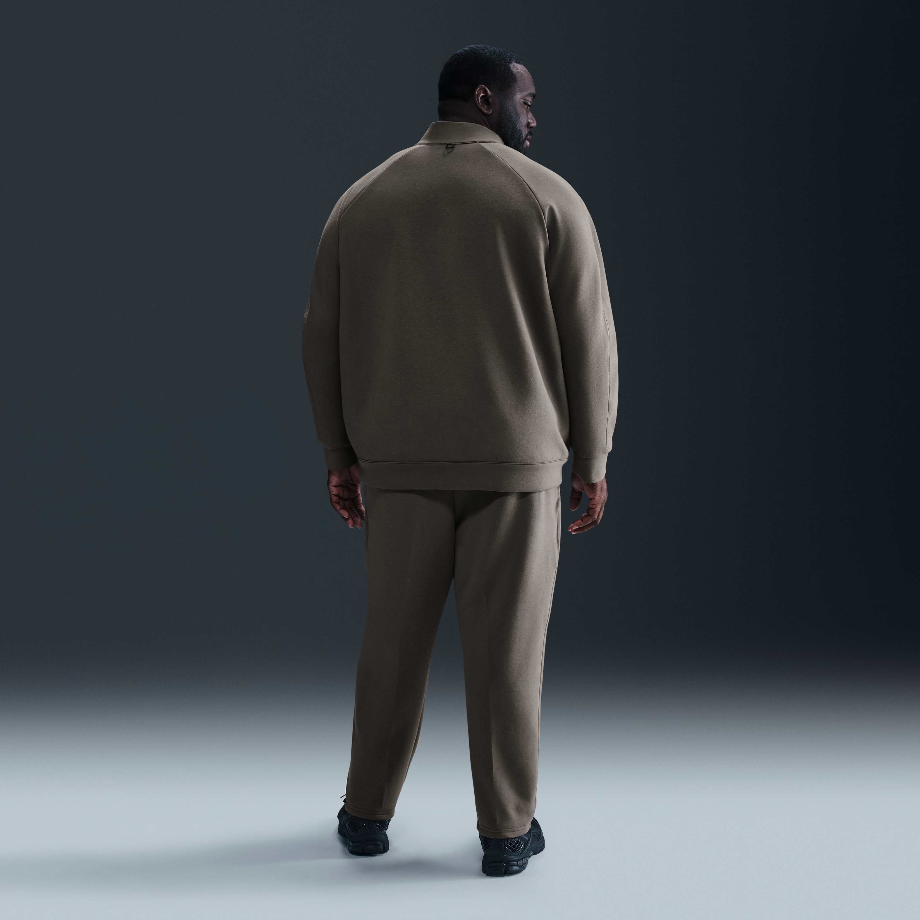 نايكي 24.7 امبوسبلي سوفت image number 9