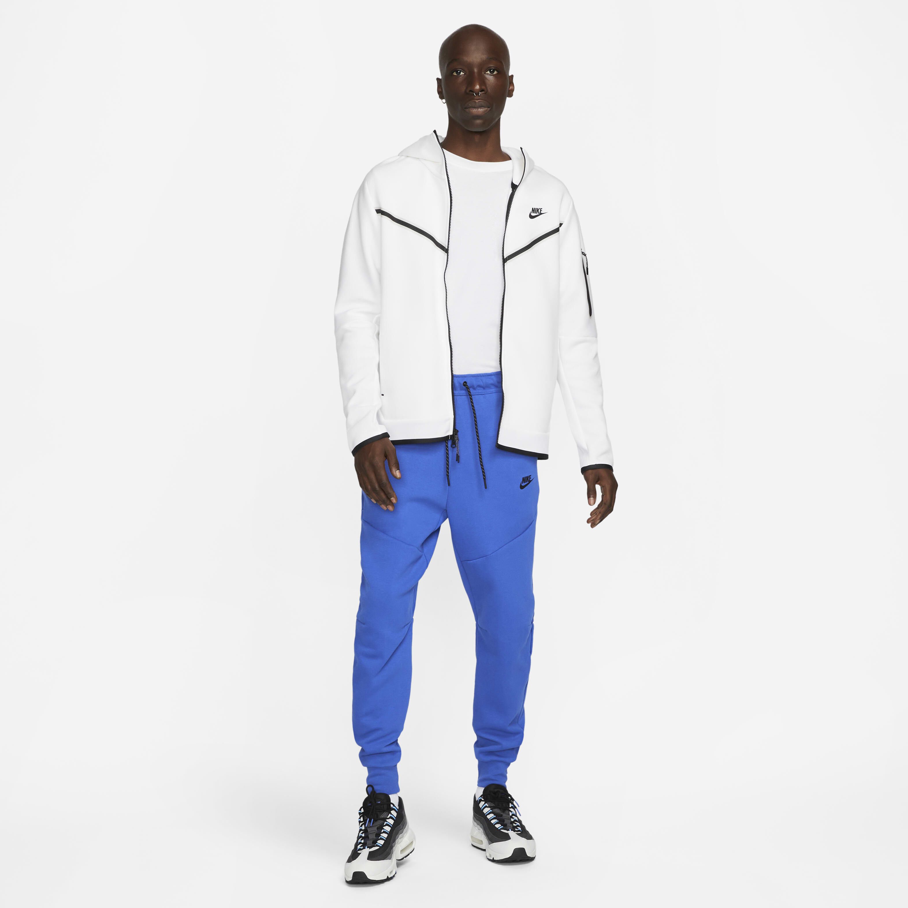 نايكي سبورتسوير تَك فليس image number 5