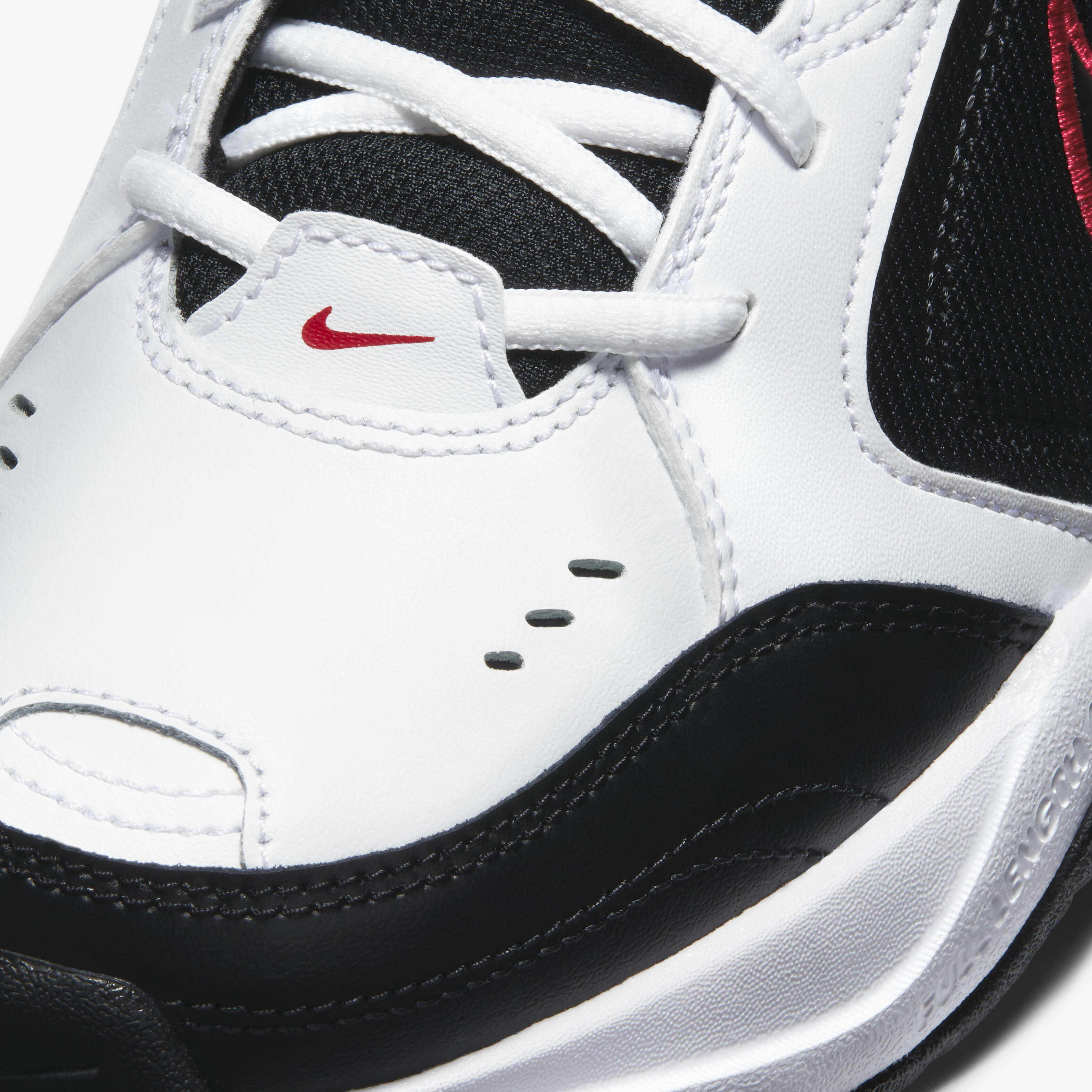 Buy Nike Air Monarch IV Men s Workout Shoes Nike Kuwait Official