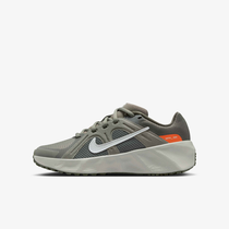 Nike Metro Tek