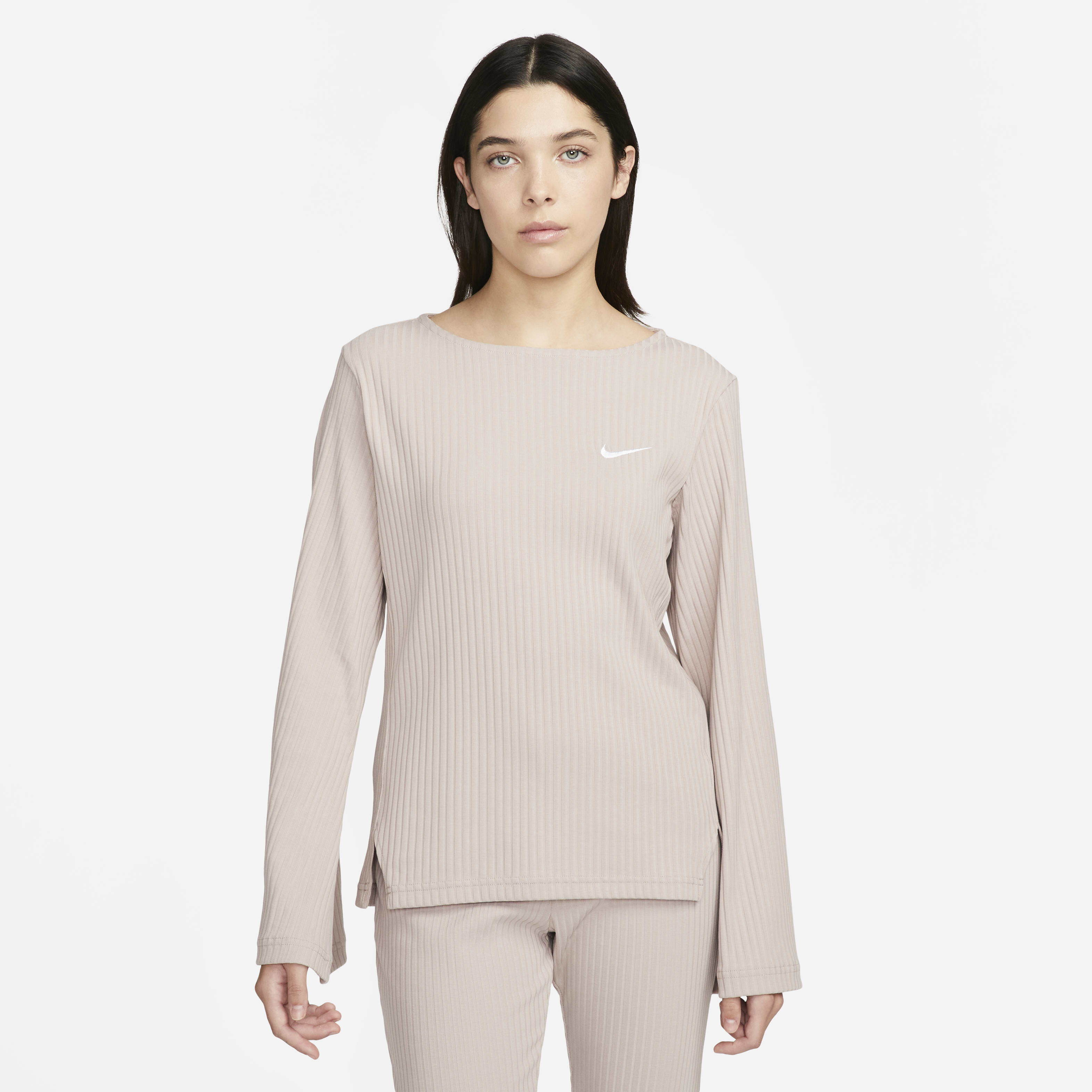 Nike Sportswear image number 0