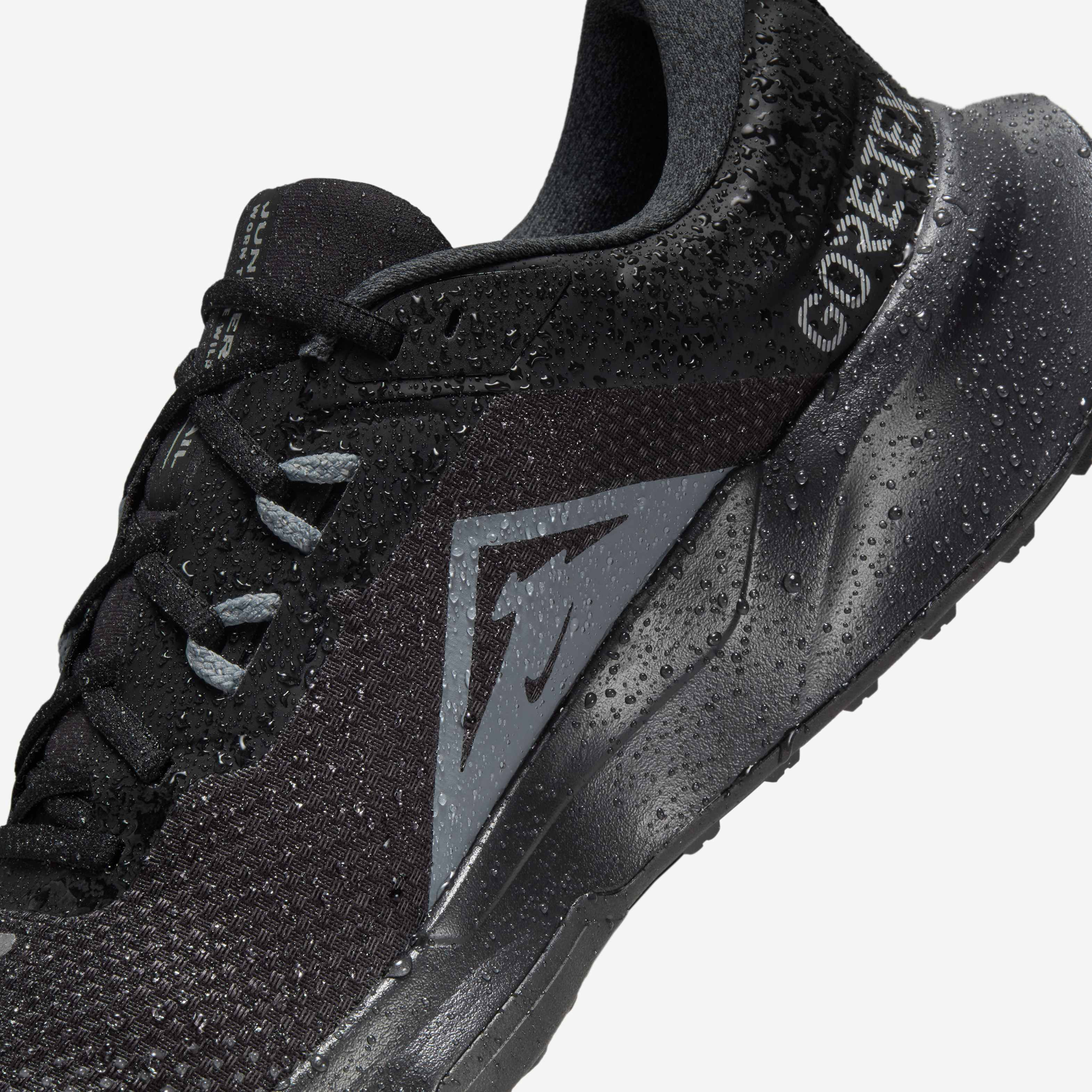 نايكي وينفلو 11 GORE-TEX image number 10