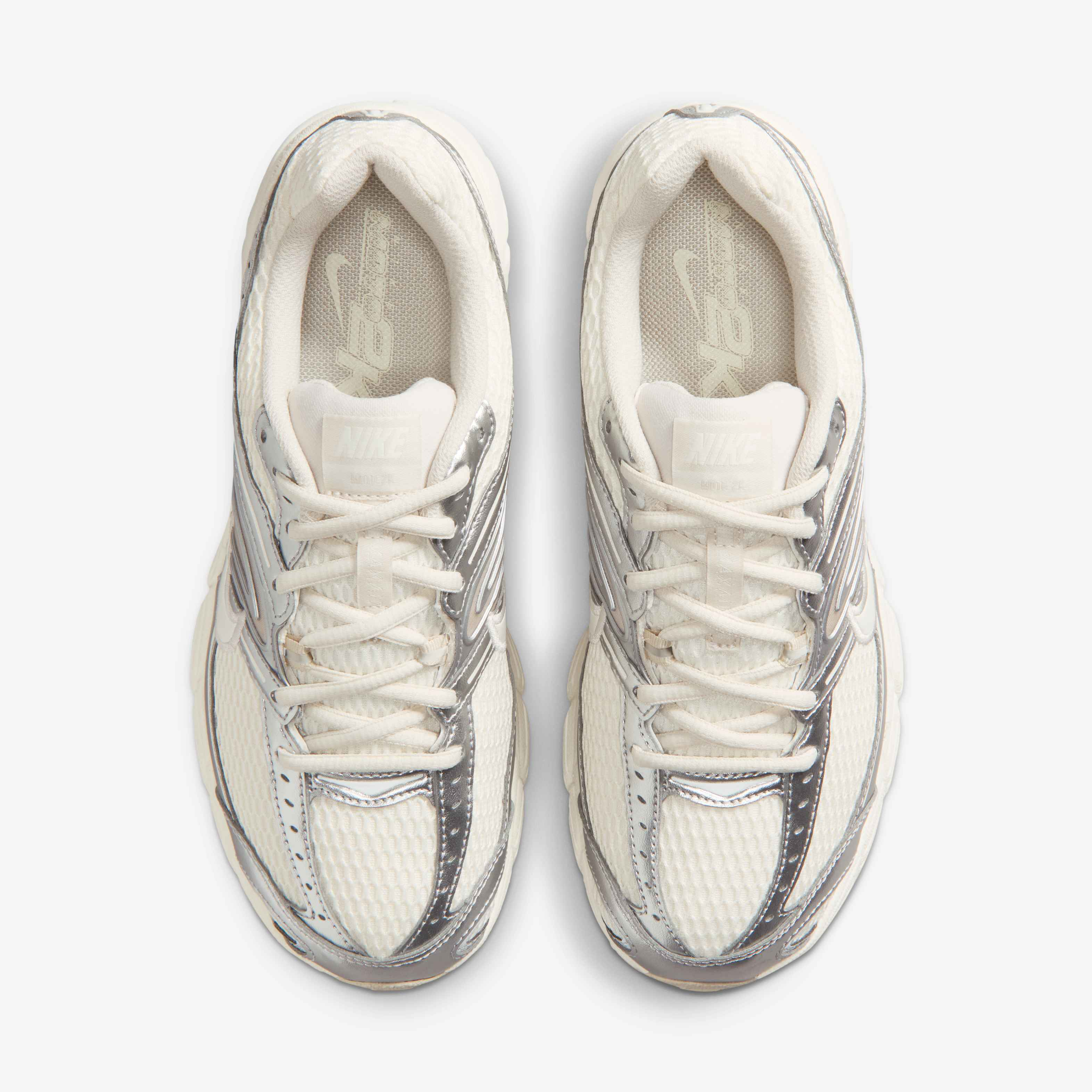 Nike Air Max Moto 2K image number 3