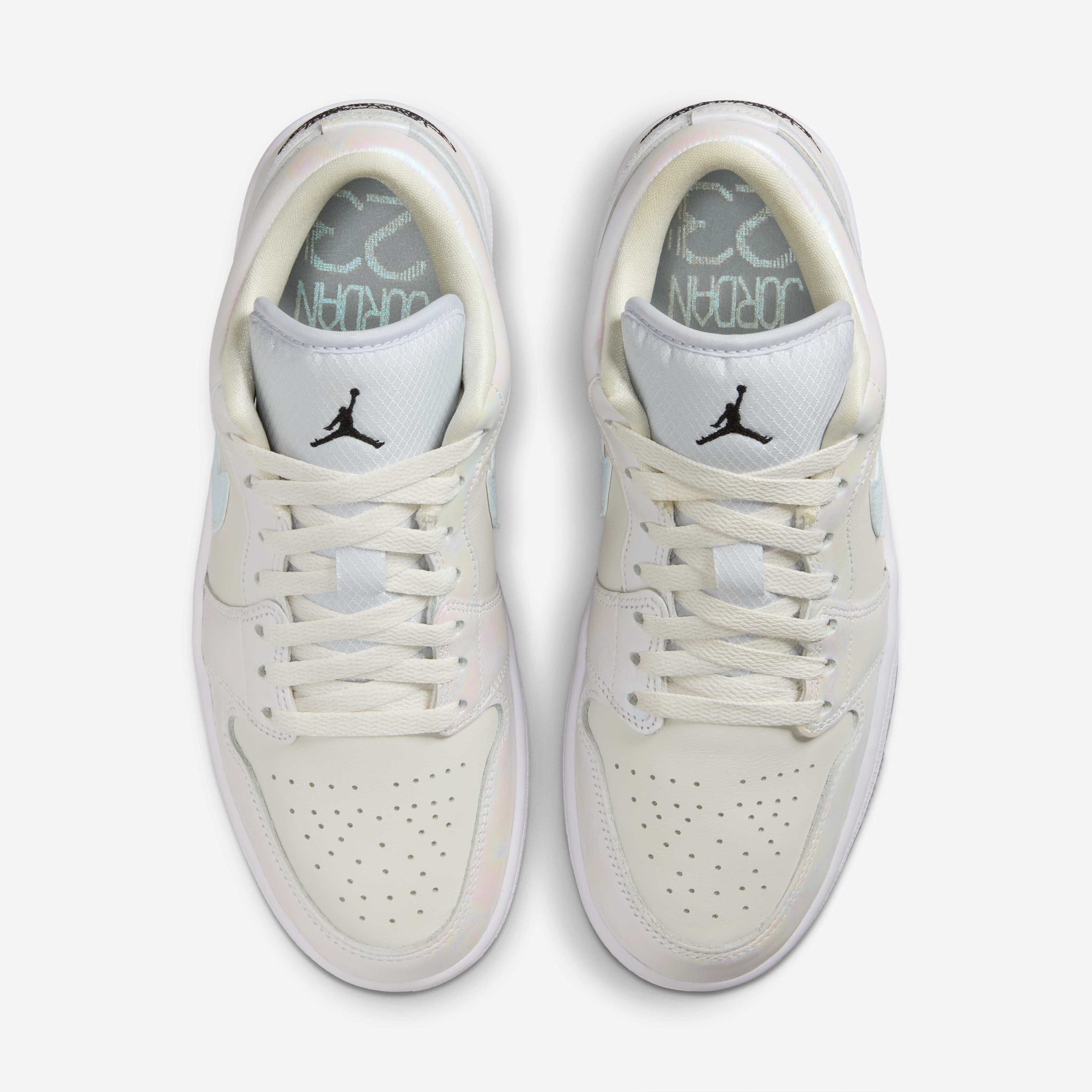 Air Jordan 1 Low SE 'LNY' image number 3