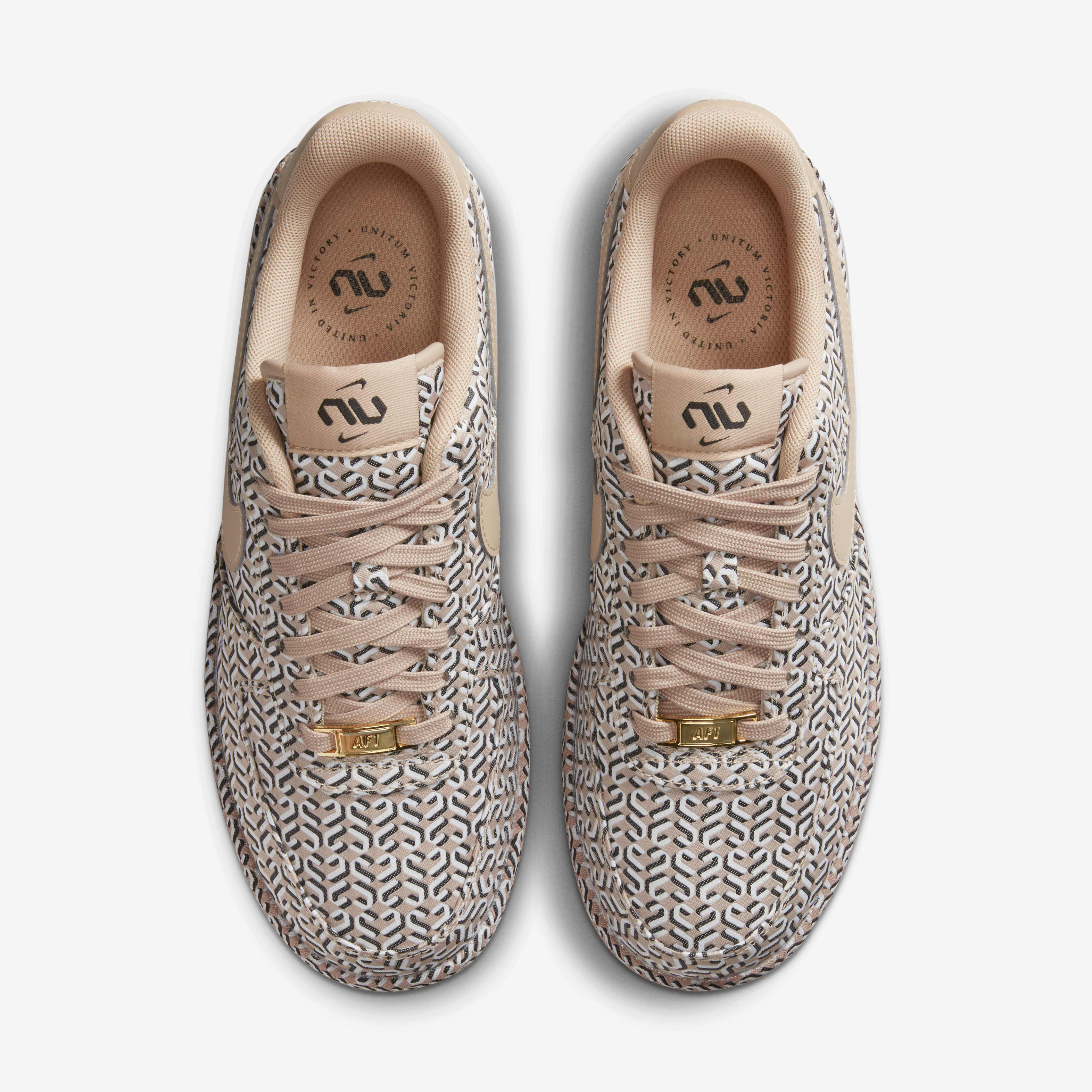 Nike Air Force 1 LX x Nike United image number 3