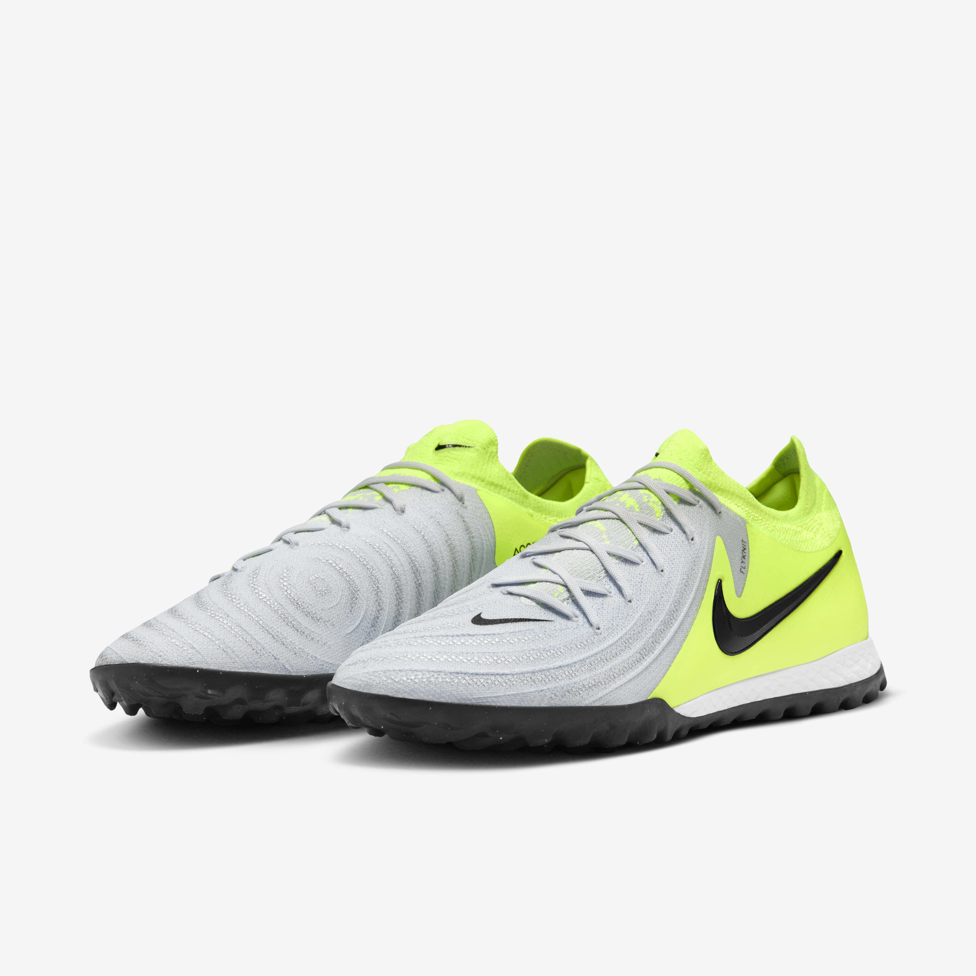 Nike phantom shoes online