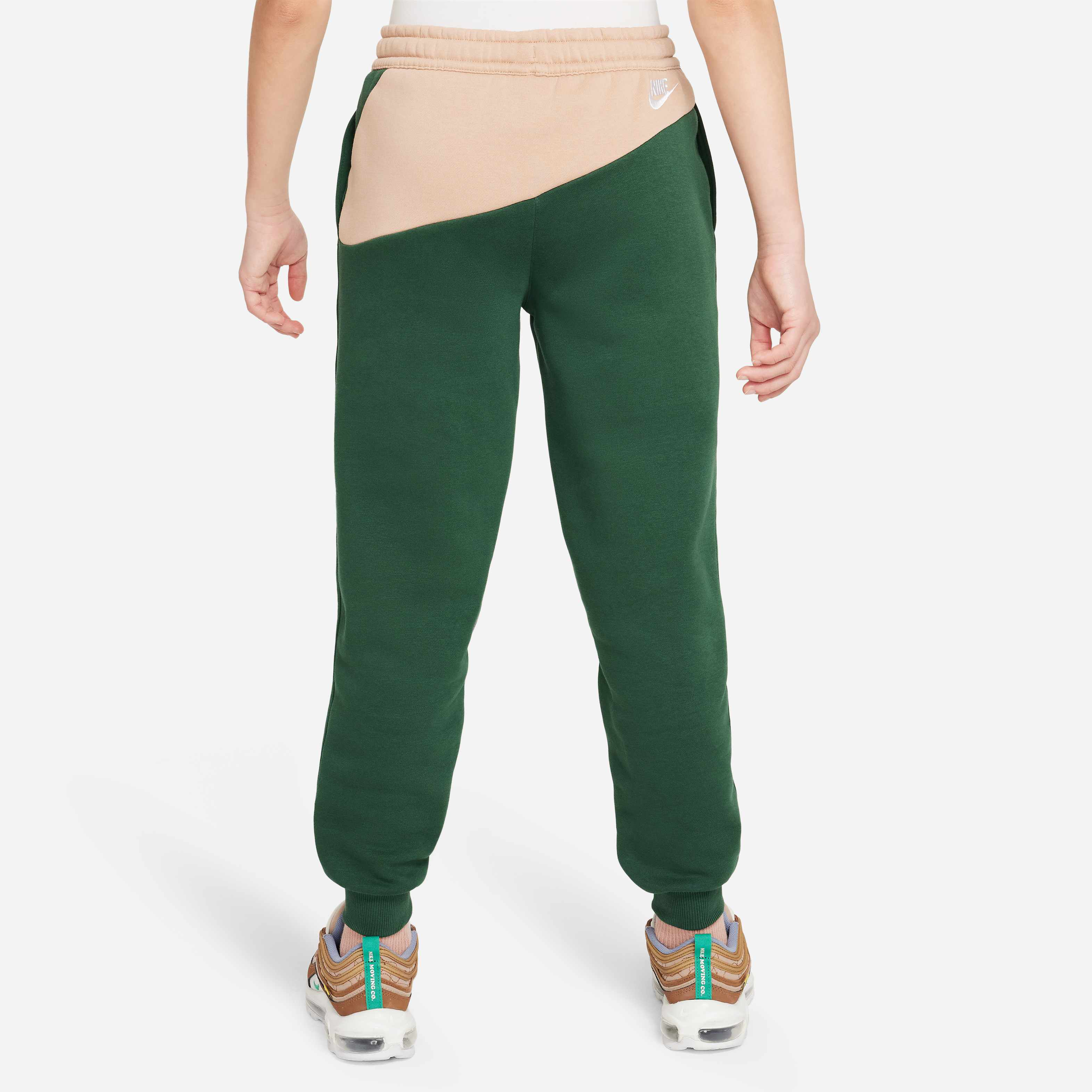 Nike Sportswear Amplify image number 1