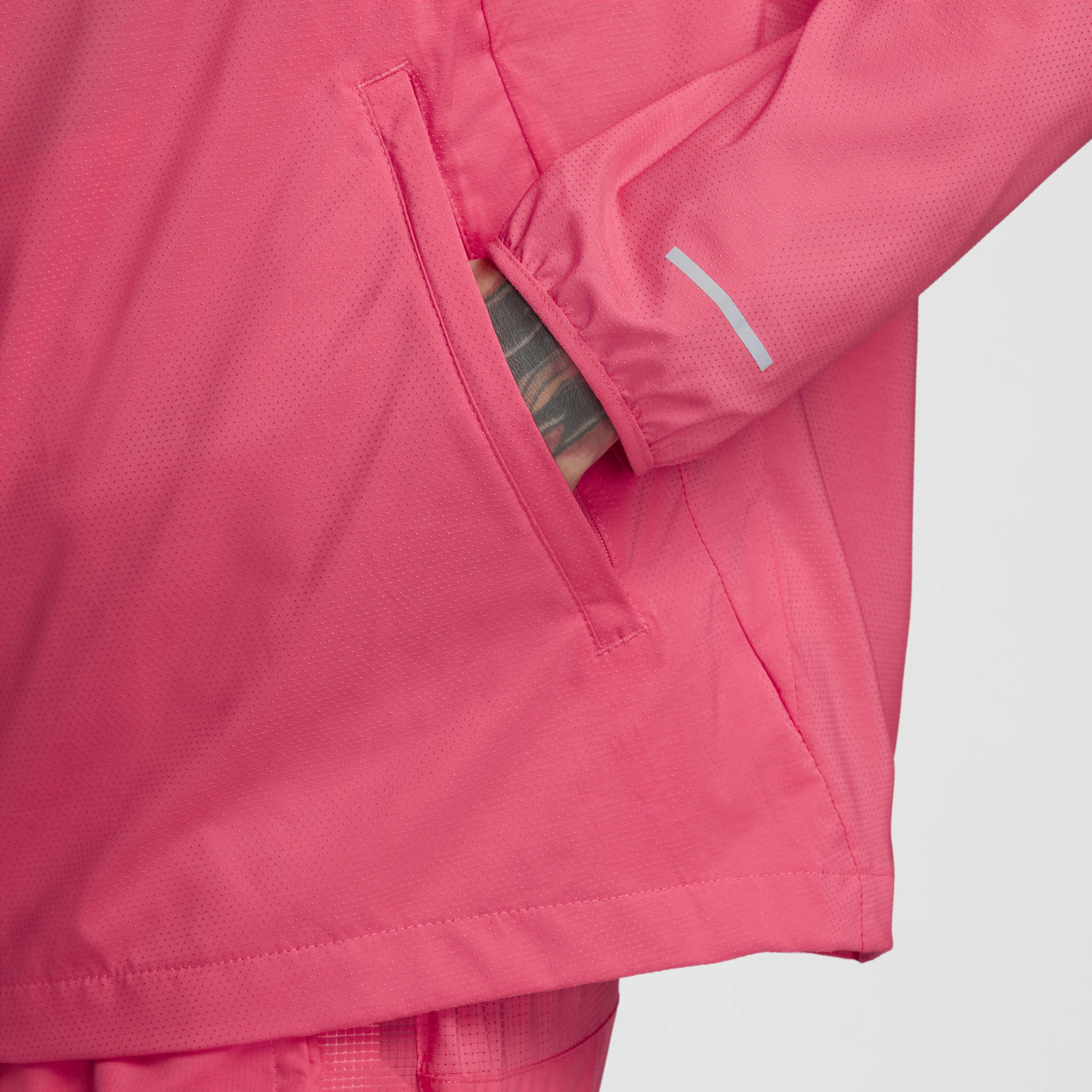 Nike windrunner jacket pink discount