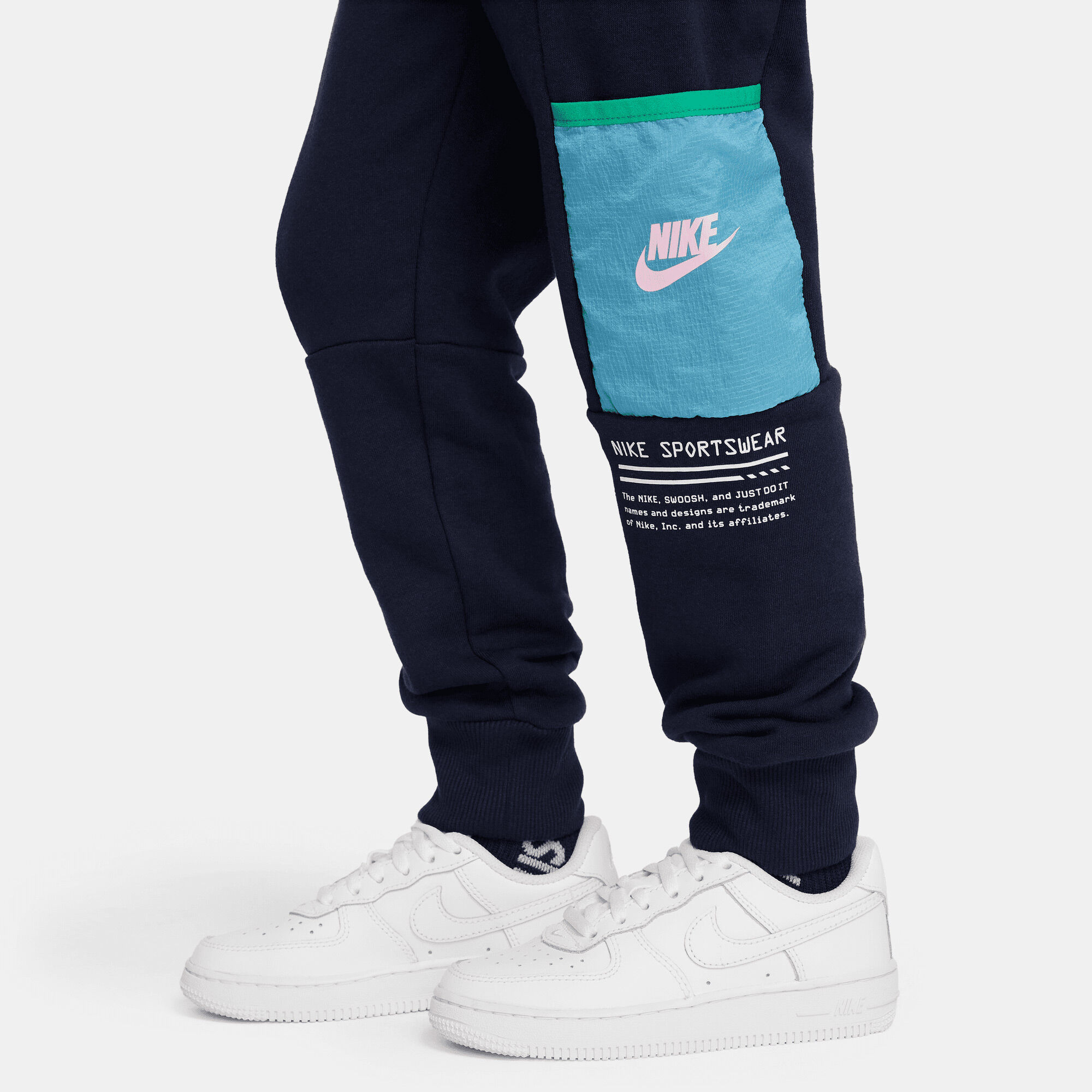 نايكي سبورتسوير بينت يور فيوتشر image number 3