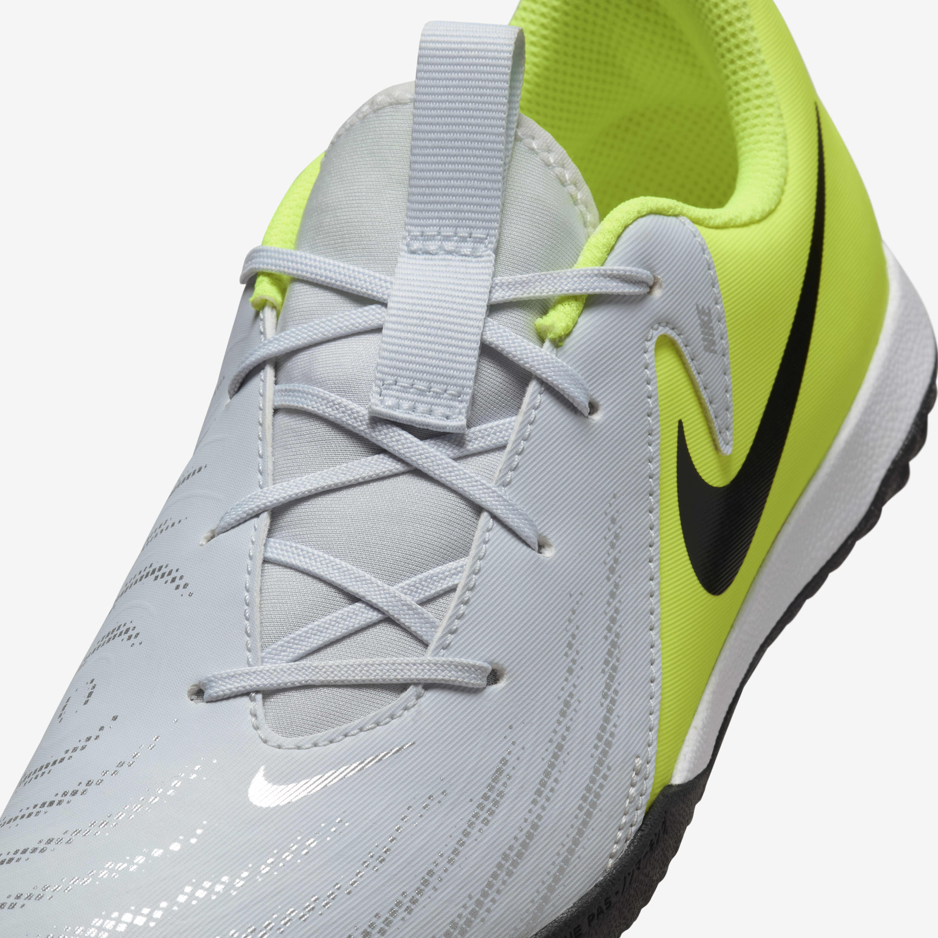 Nike phantom venom academy ic jr store
