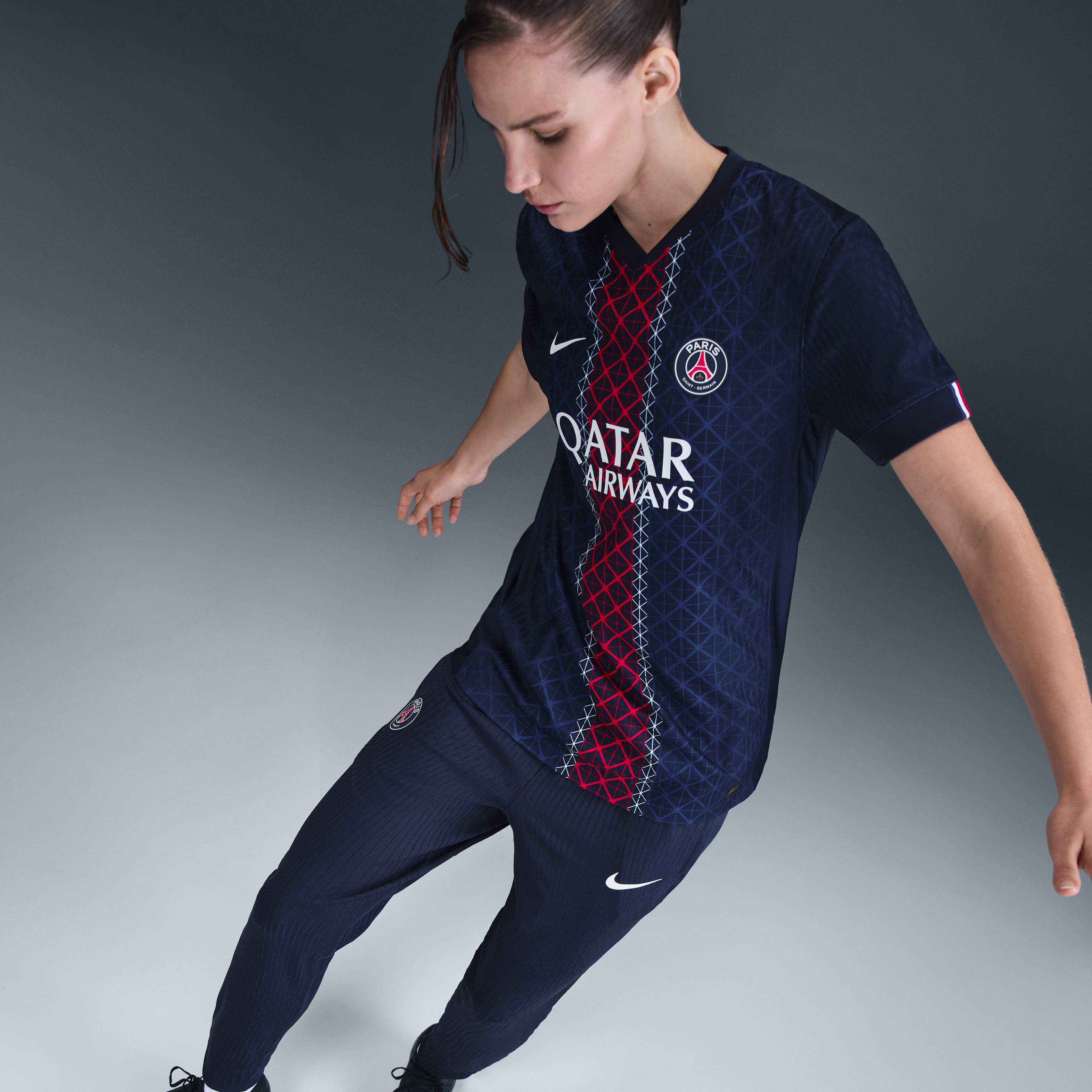 Paris Saint-Germain 2025/26 Match Home image number 2